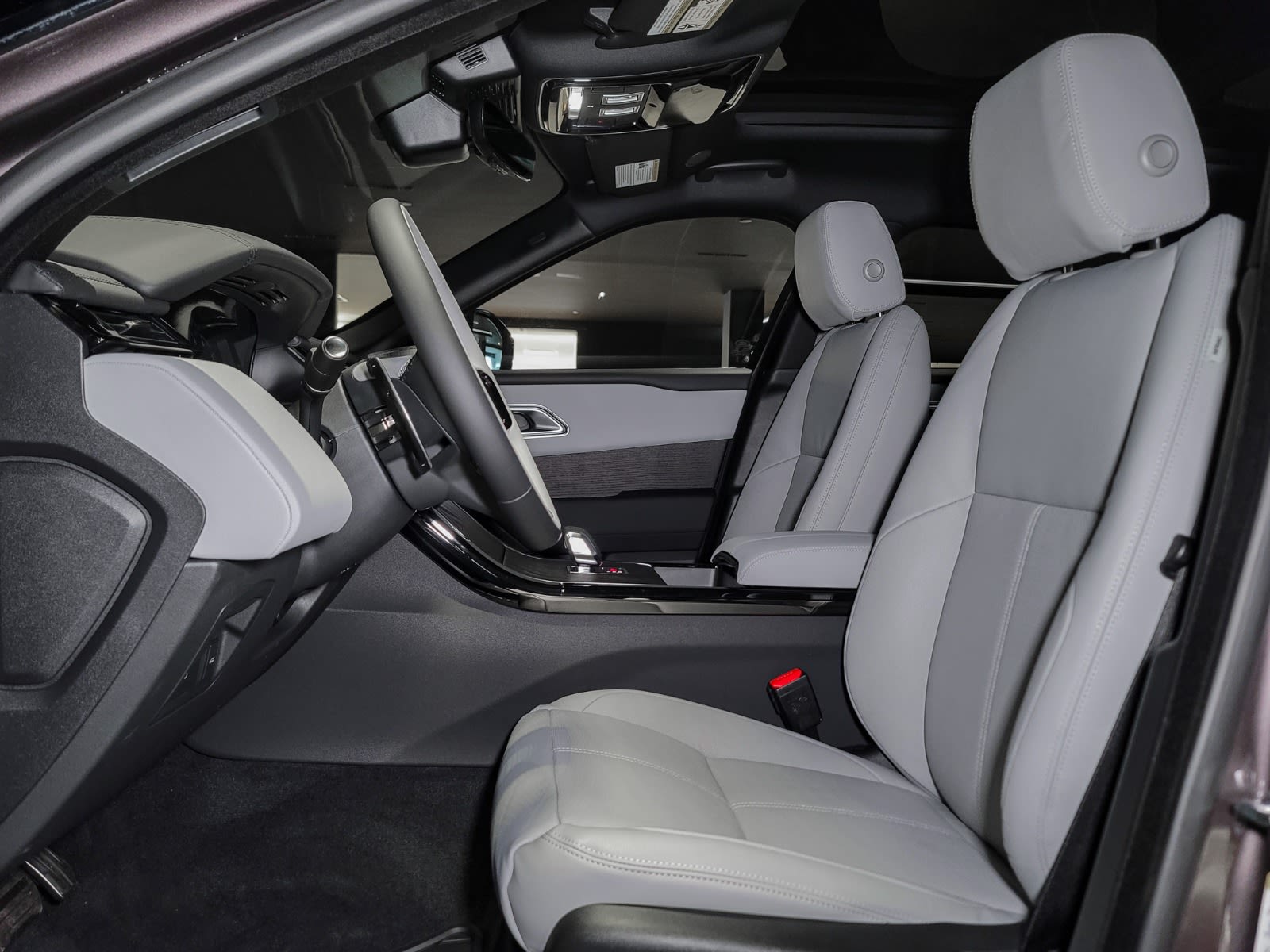 2026 Land Rover Range Rover Velar Dynamic SE, Vancouver, Cash