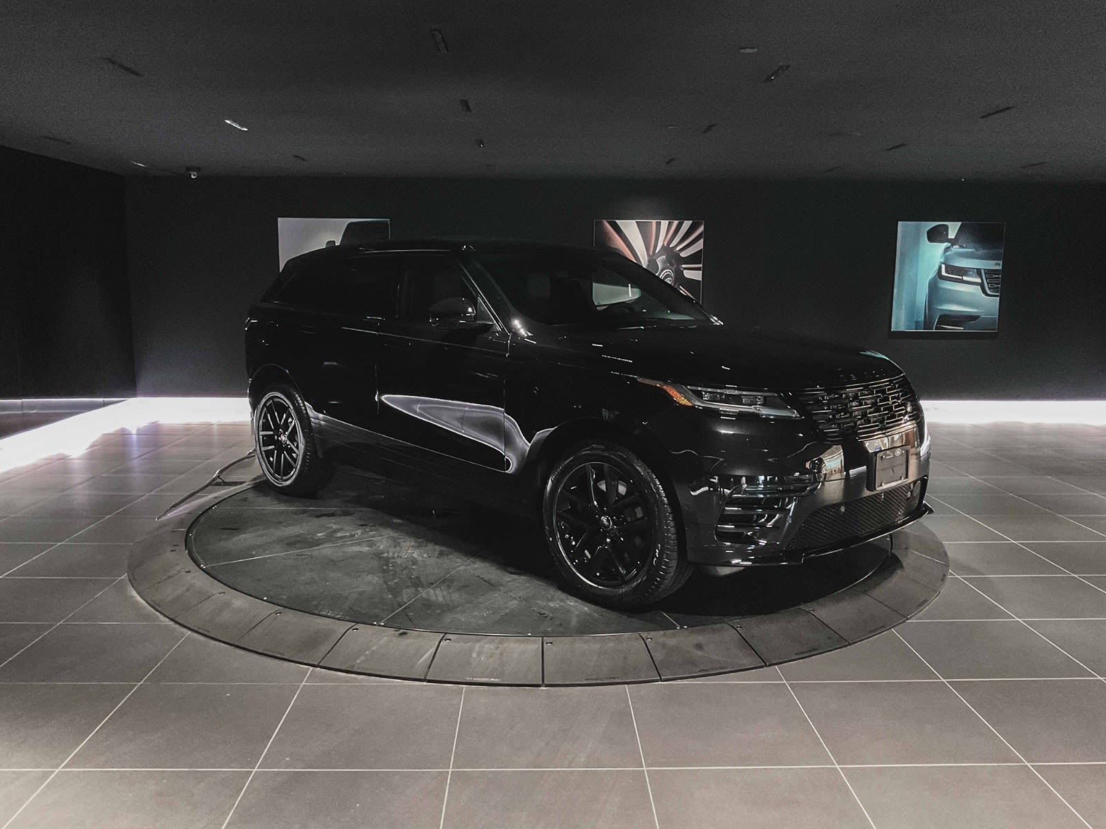 2026 Land Rover Range Rover Velar Dynamic SE, Vancouver, Cash