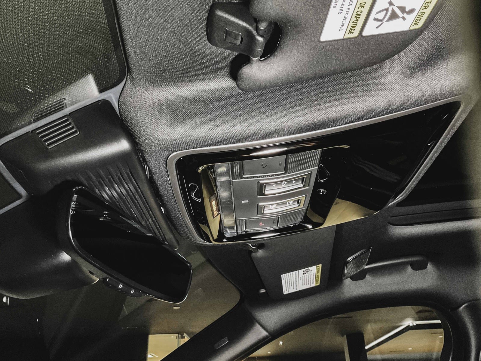 2026 Land Rover Range Rover Velar Dynamic SE, Vancouver, Cash