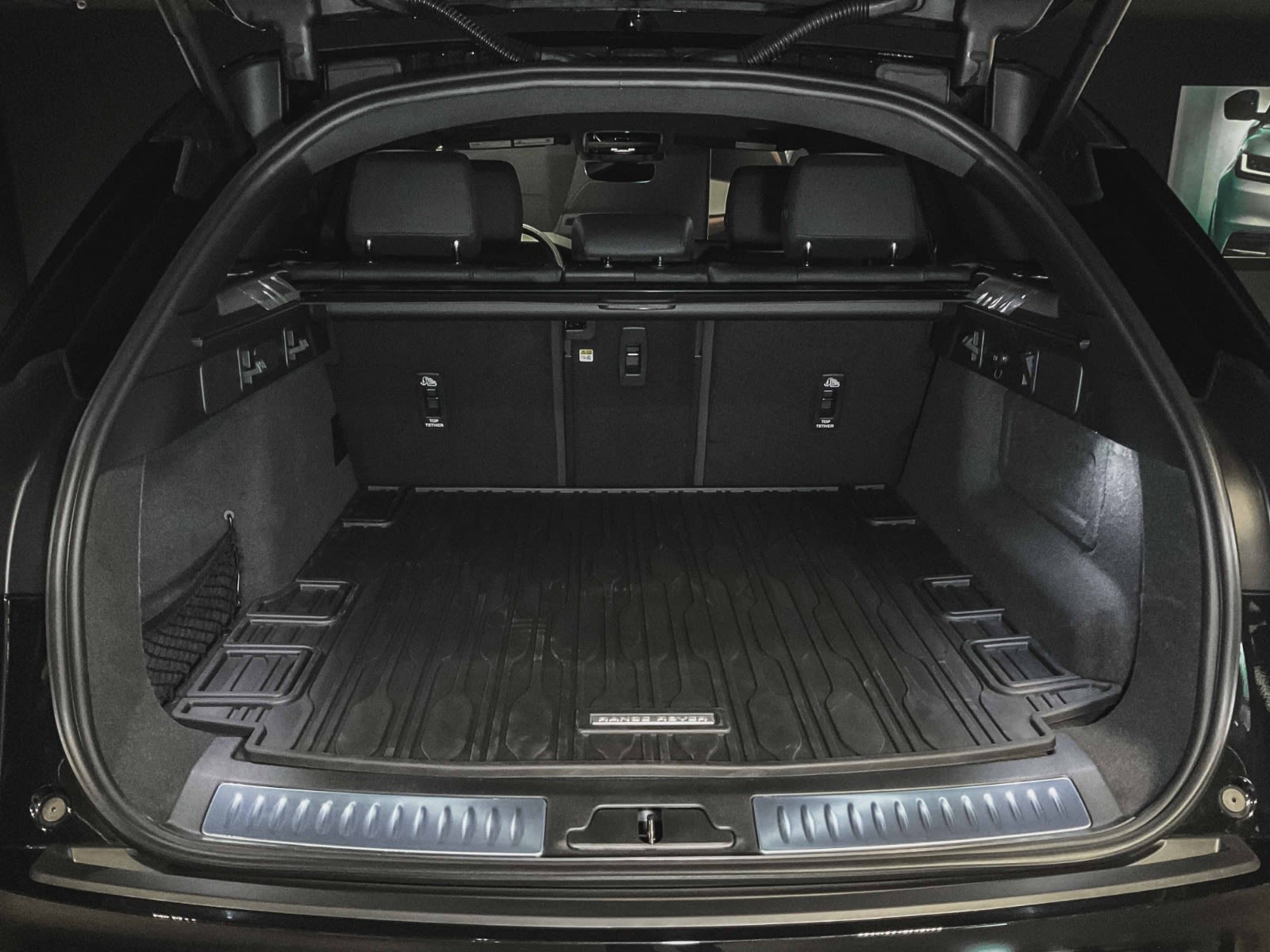 2026 Land Rover Range Rover Velar Dynamic SE, Vancouver, Cash