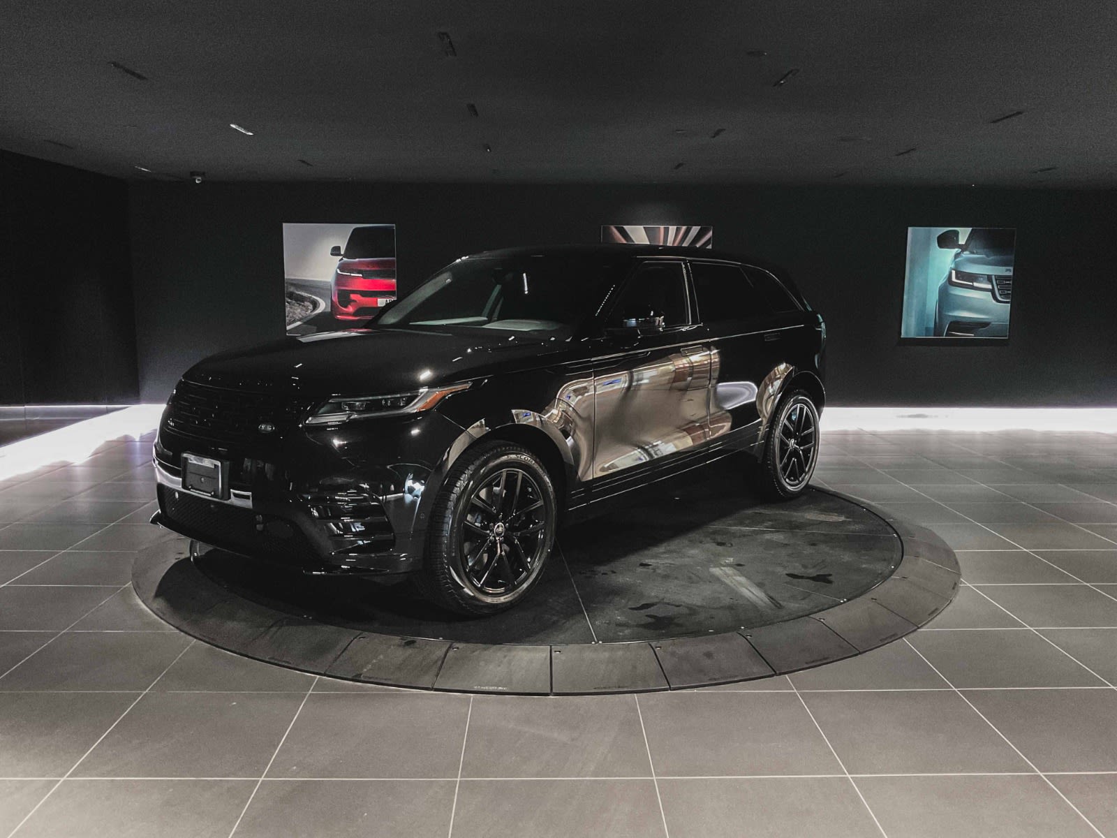 2026 Land Rover Range Rover Velar Dynamic SE, Vancouver, Cash