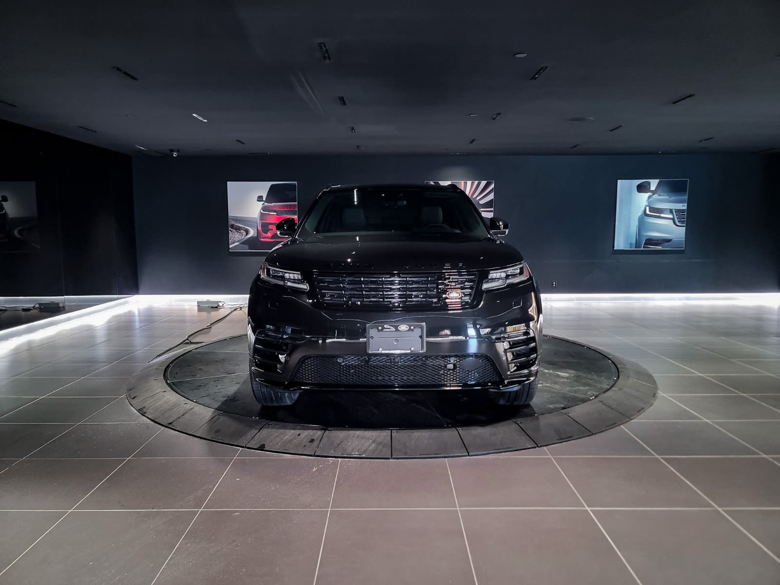 2026 Land Rover Range Rover Velar Dynamic SE, Vancouver, Cash