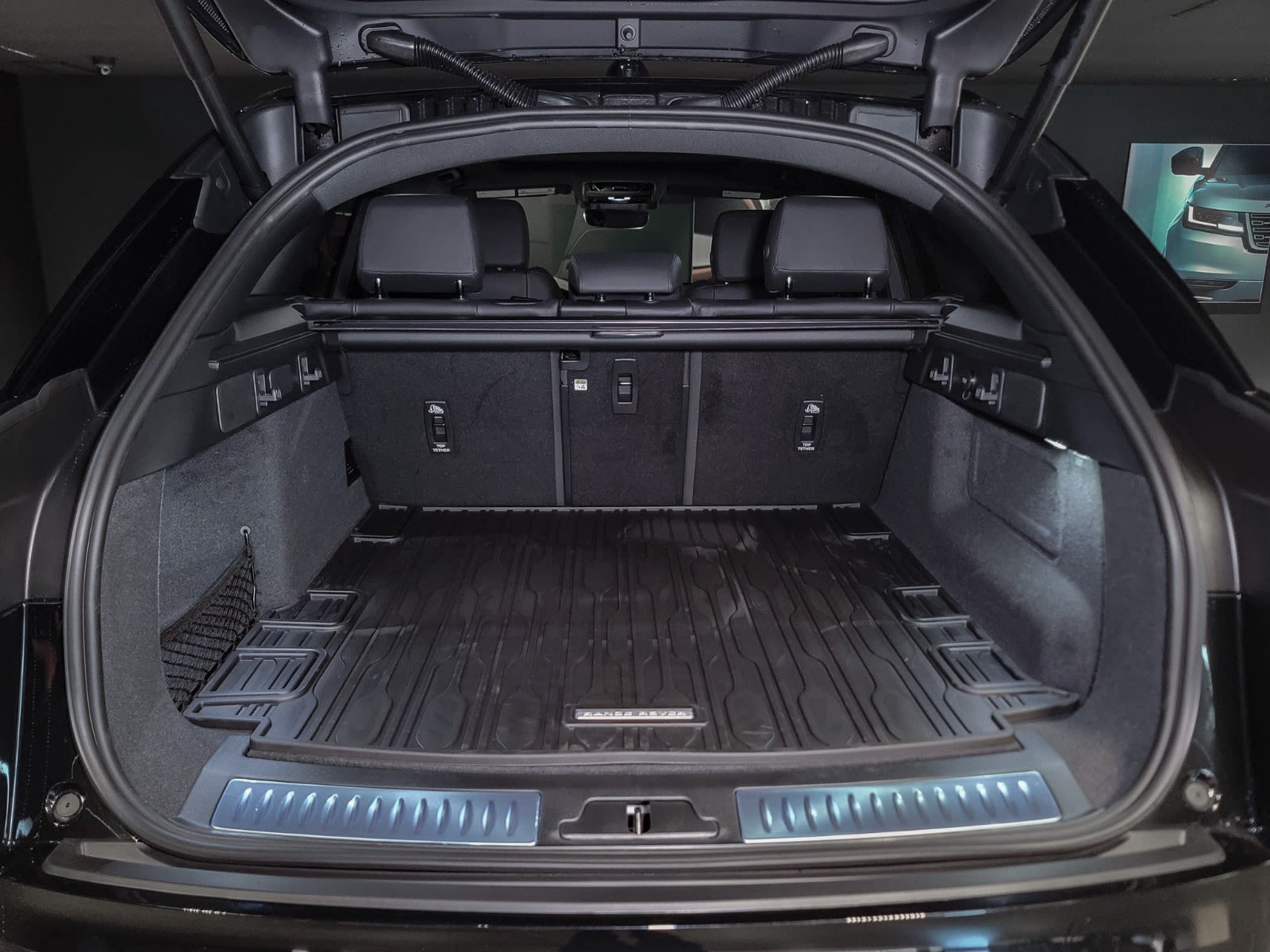 2026 Land Rover Range Rover Velar Dynamic SE, Vancouver, Cash