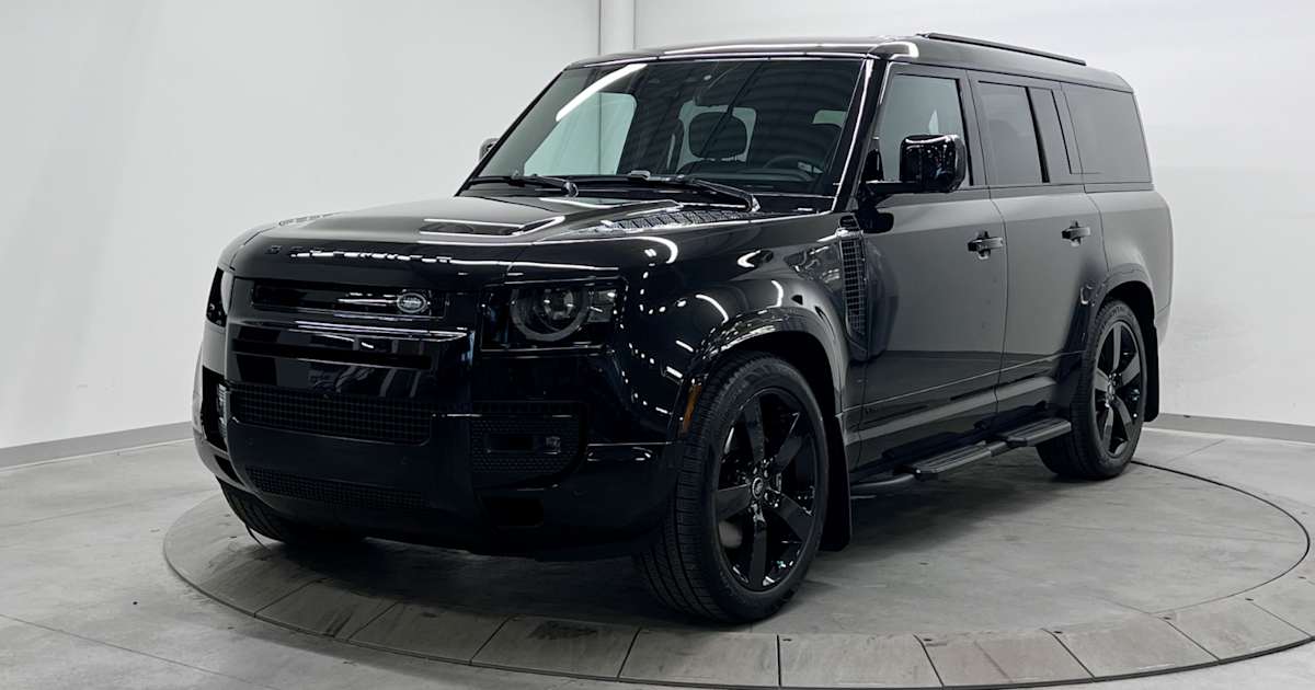 Land Rover Edmonton | Land Rover Defender 130 P500 V8