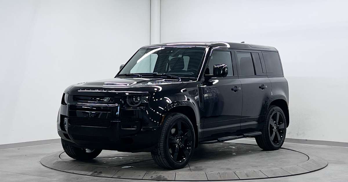 Land Rover Edmonton | Land Rover Defender 110 P500 X-Dynamic SE