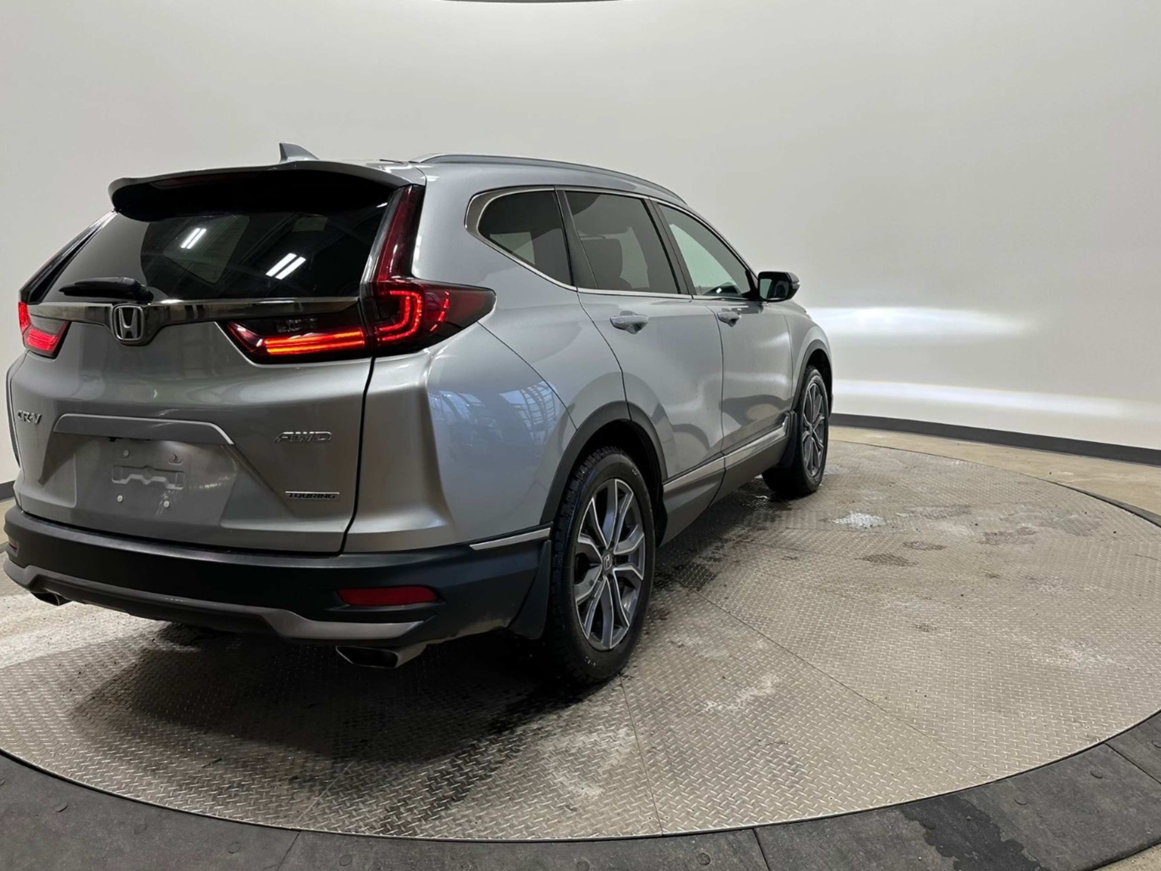 2022 Honda CR-V Touring photo 3