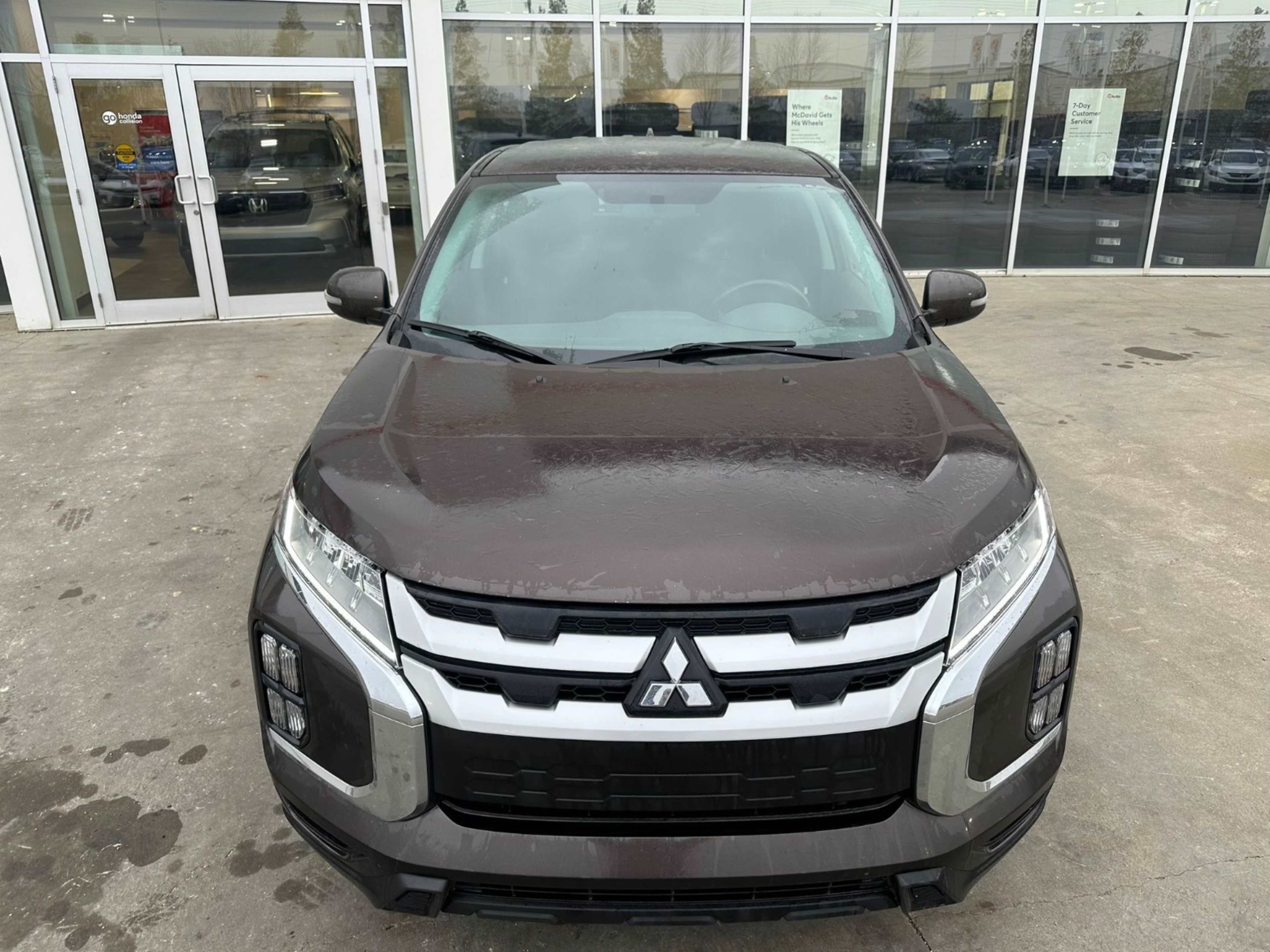 2021 Mitsubishi RVR photo 2