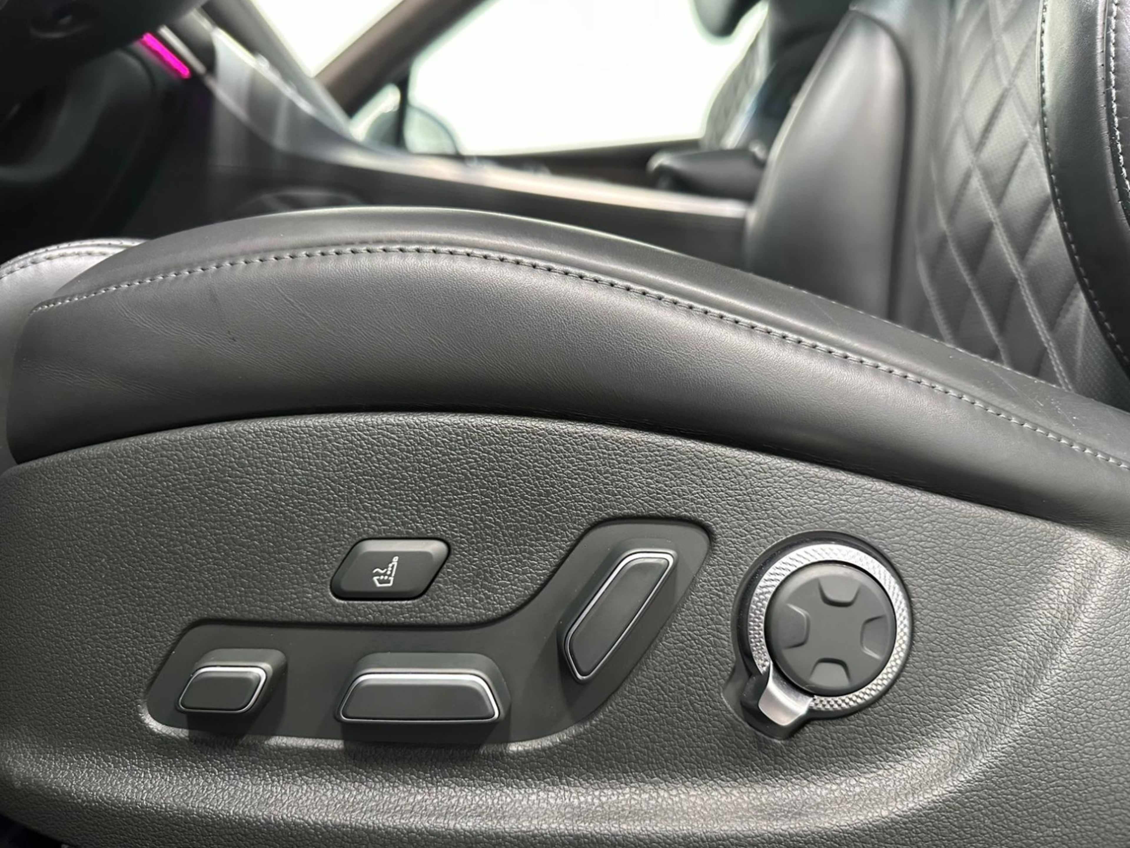 2022 Genesis GV80 Advanced 3.5T Prestige Signature photo 3