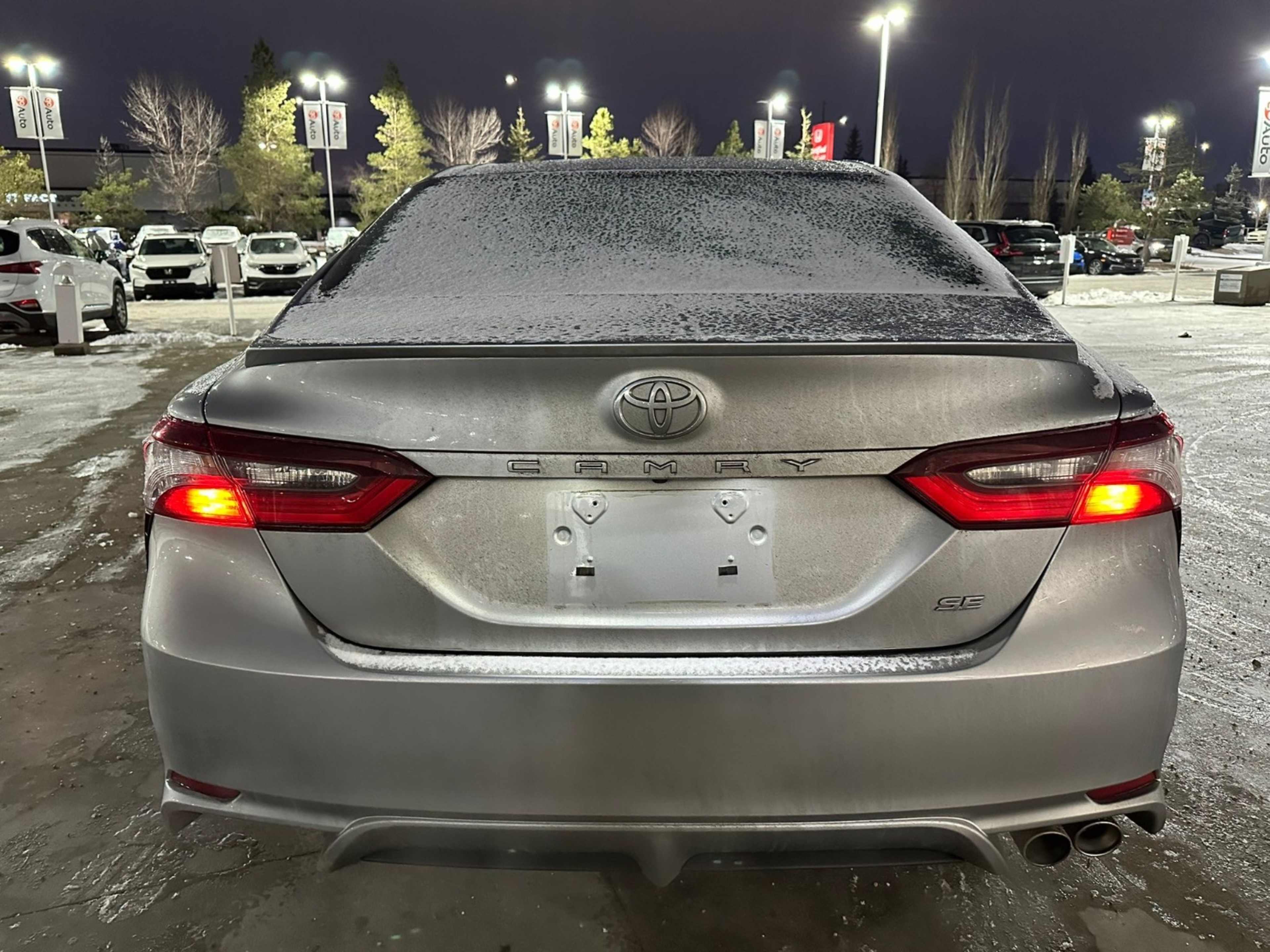 2023 Toyota Camry SE photo 4