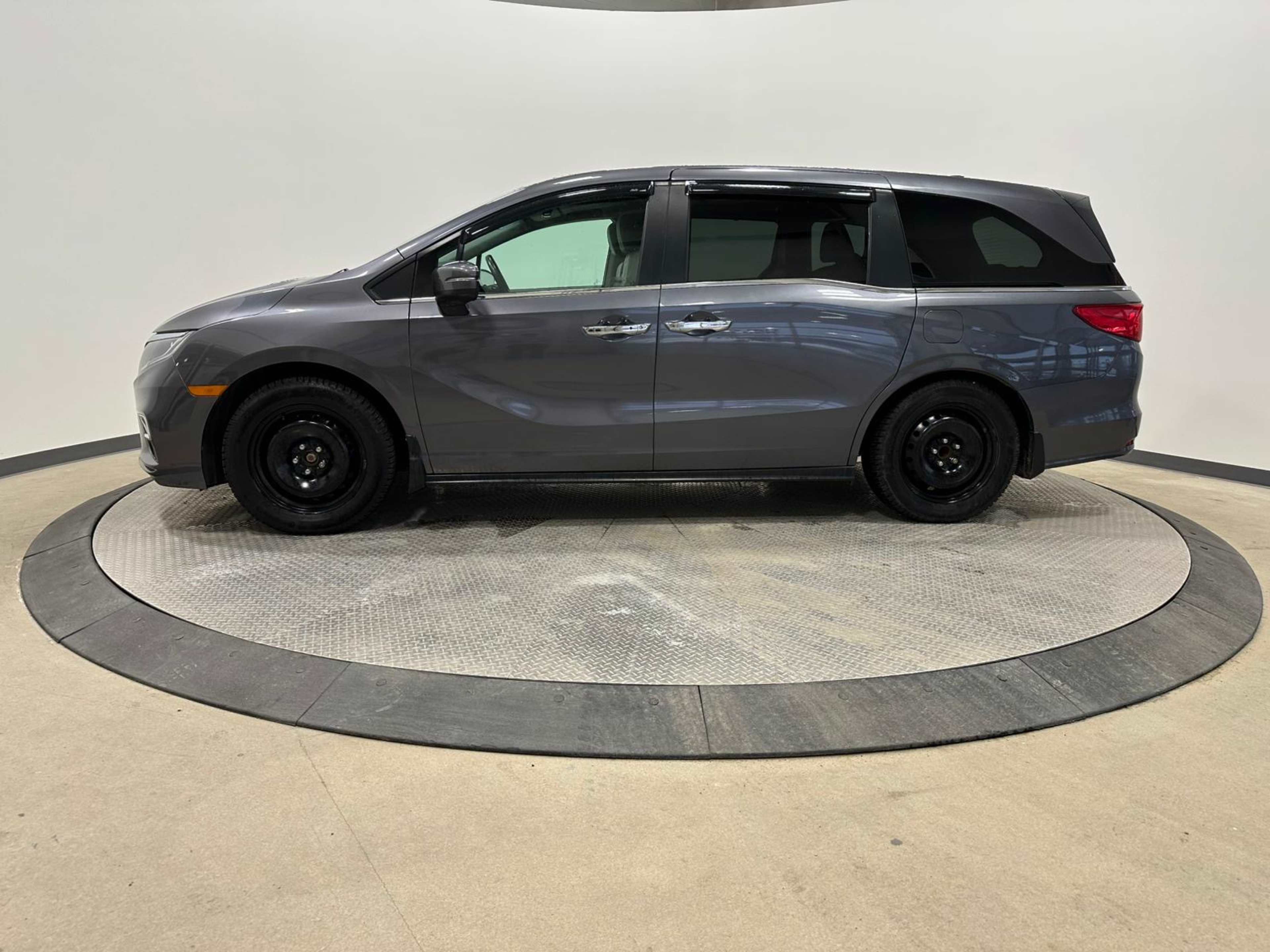 2018 Honda Odyssey EX-L photo 2