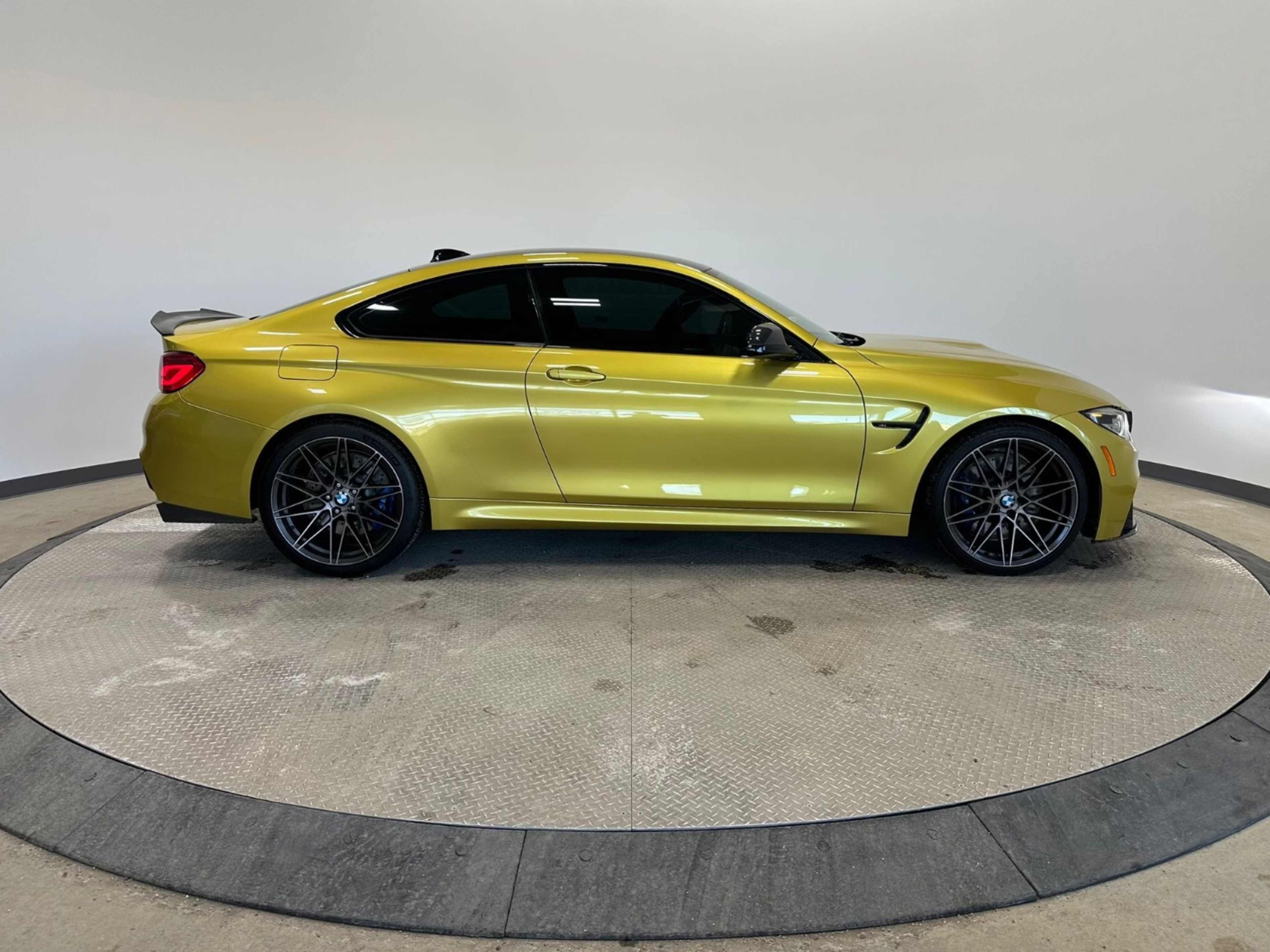 2018 Bmw M4 Coupe photo 3