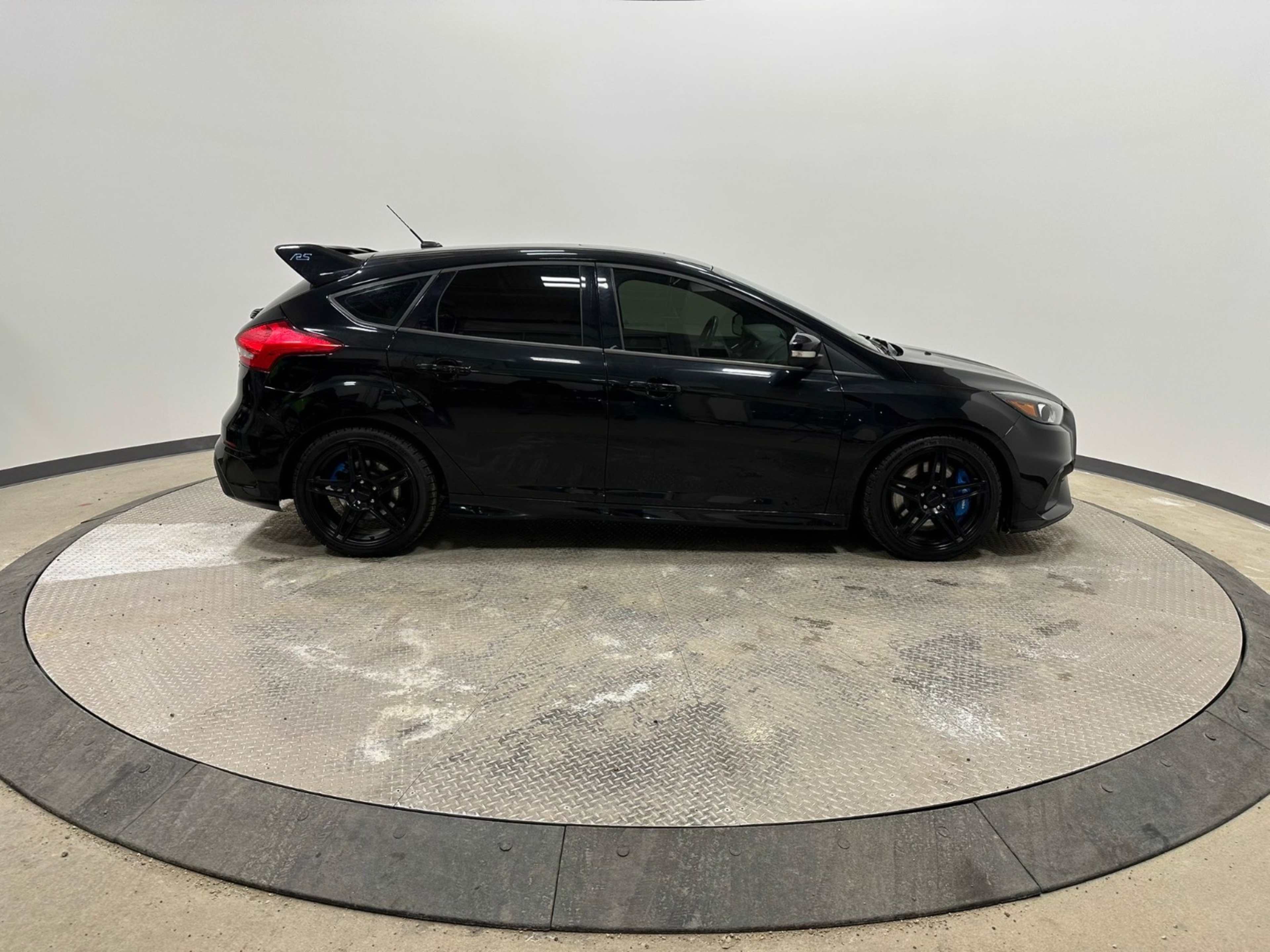 2017 Ford Focus RS photo 4