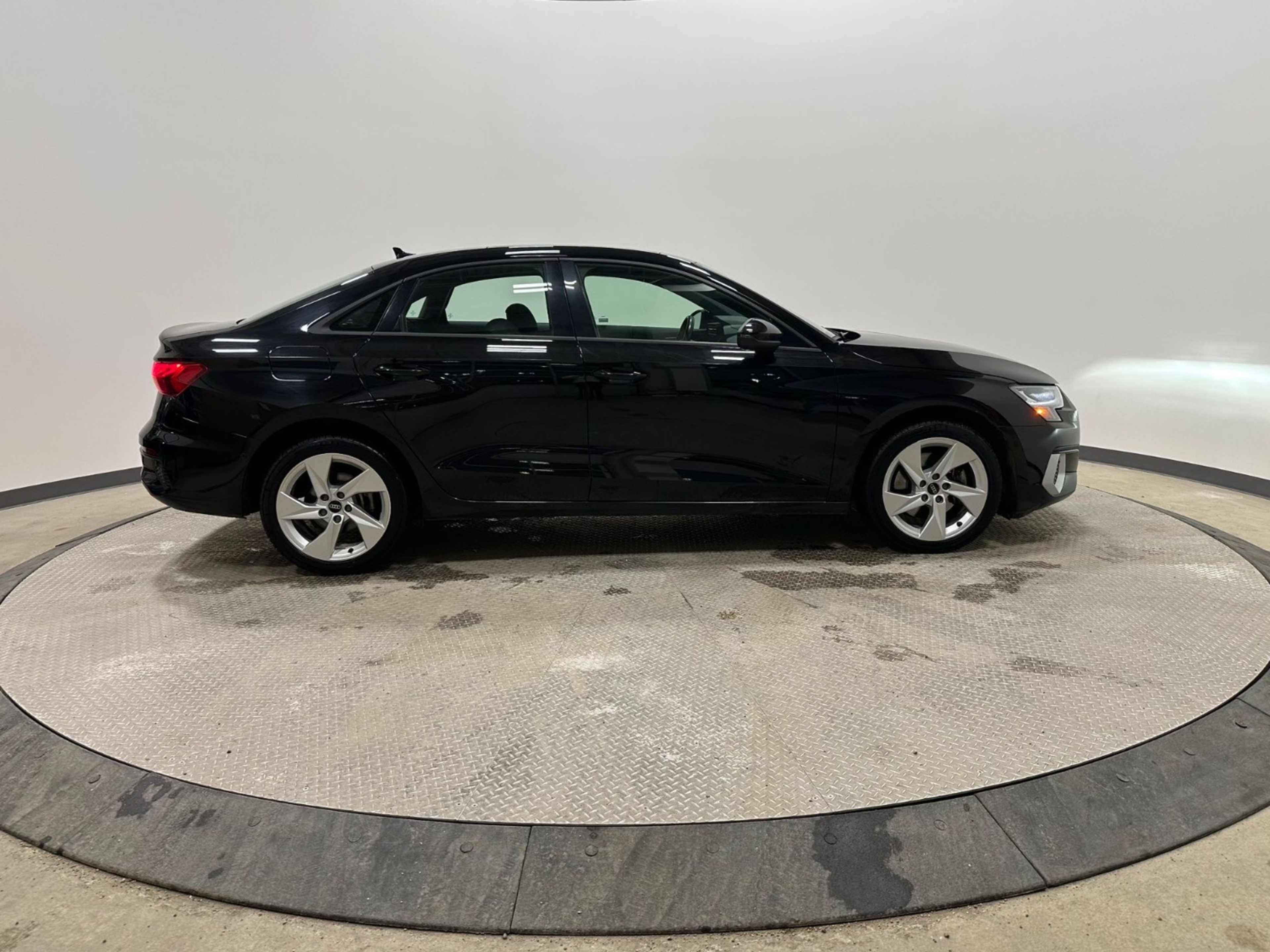 2023 Audi A3 Quattro Premium photo 3