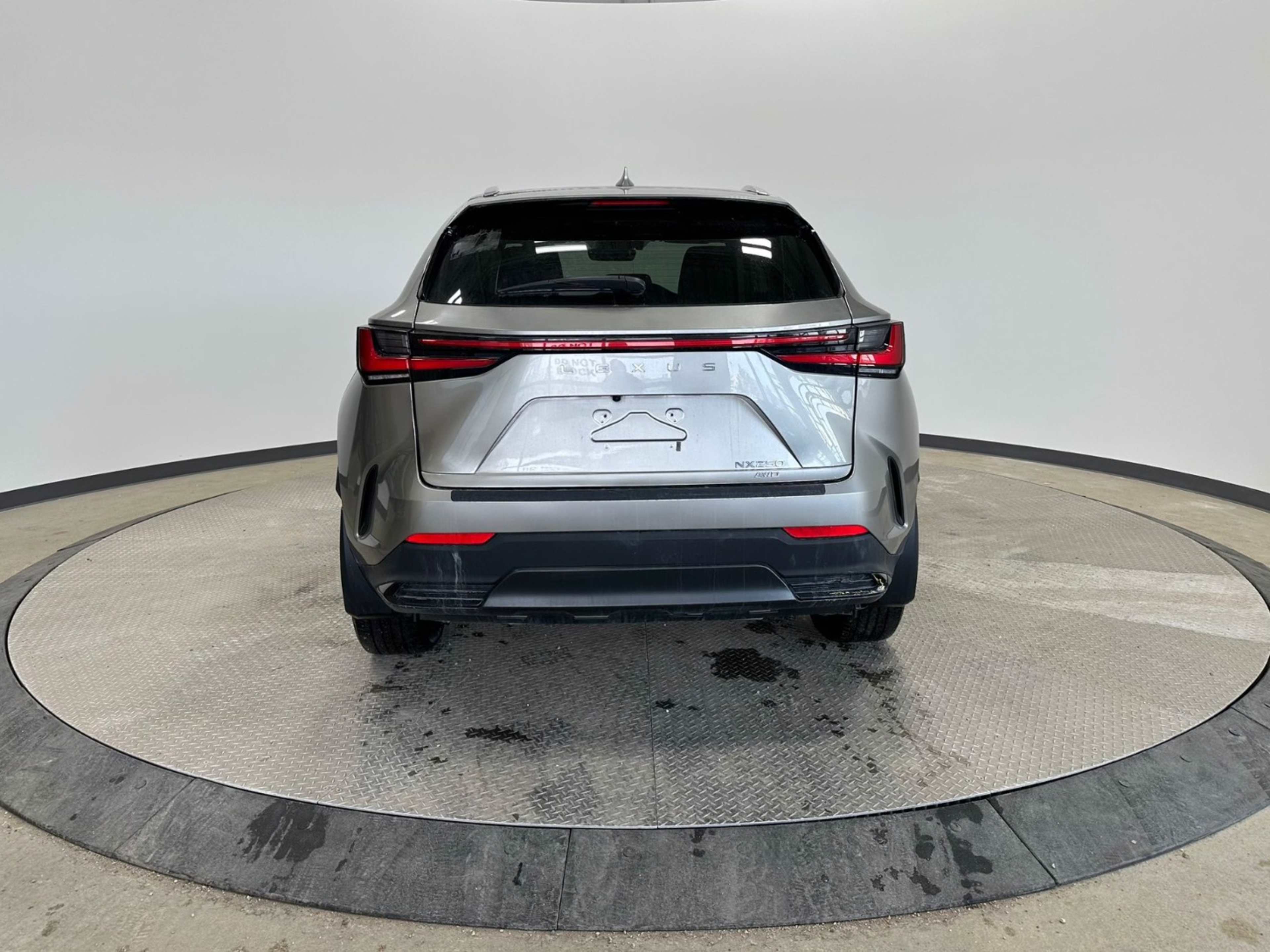 2024 Lexus NX 350 photo 4