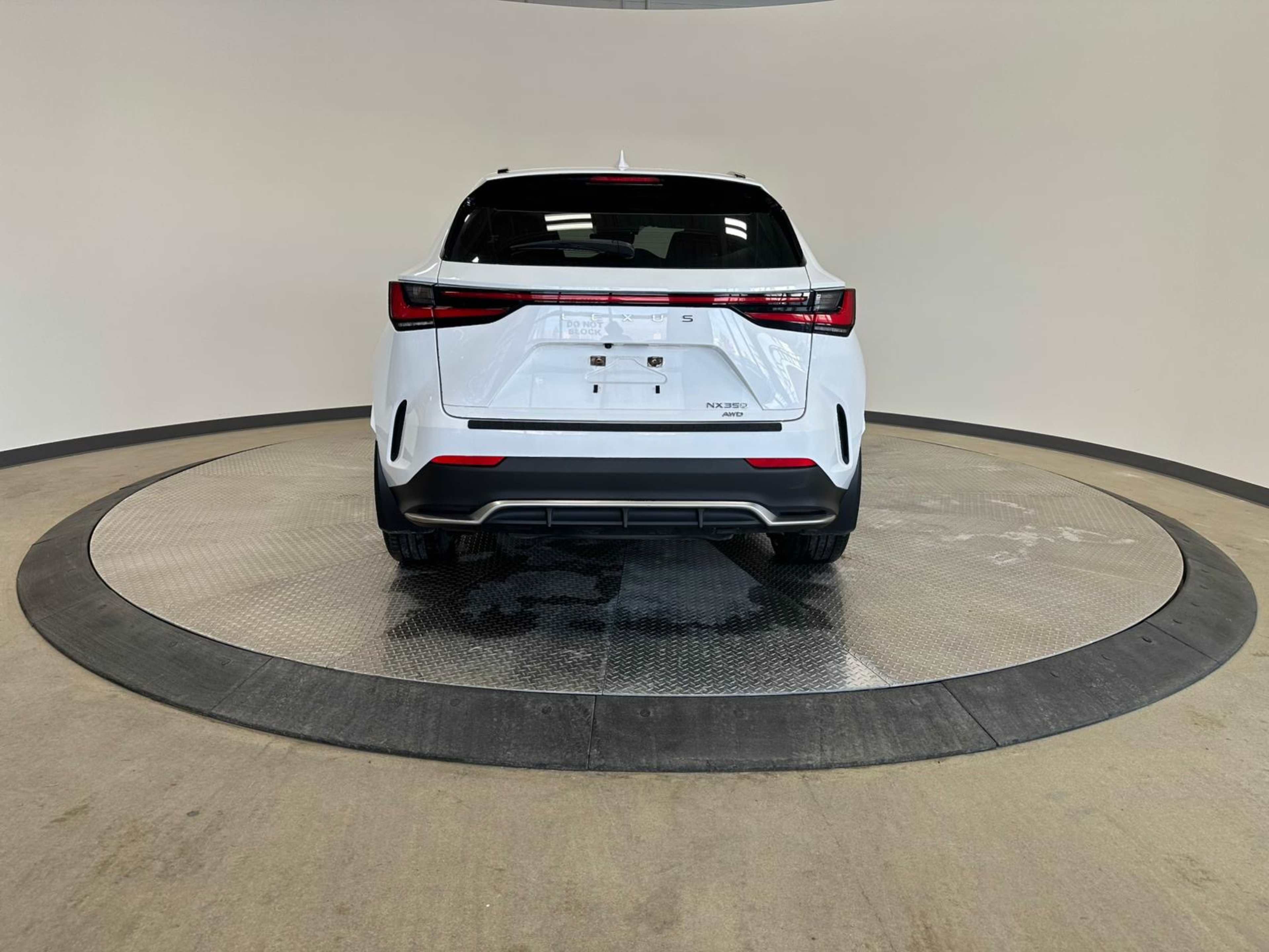 2022 Lexus NX 350 F SPORT Handling photo 3