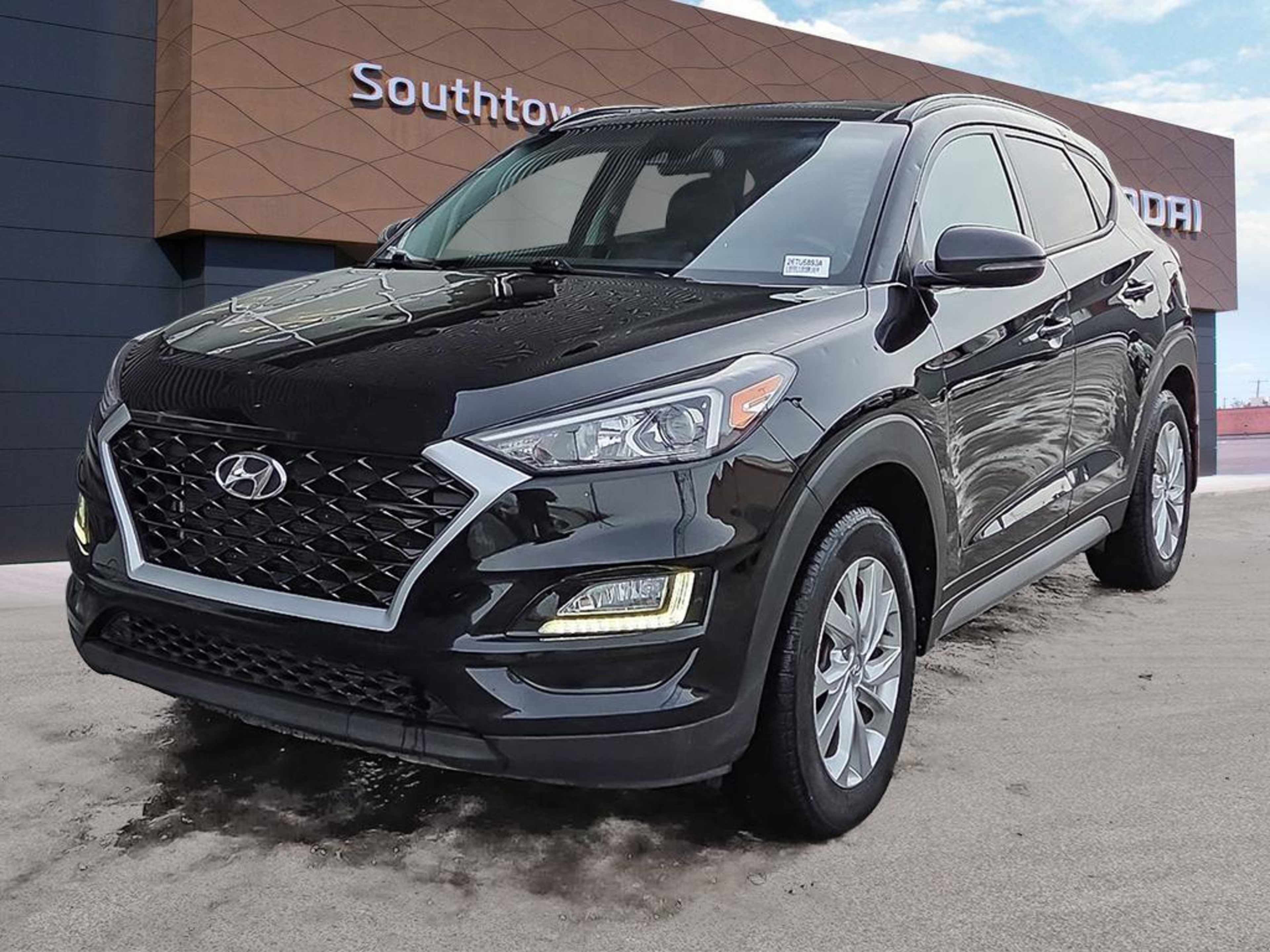 Voxcar HYUNDAI Tucson SUV in , VICTORIA