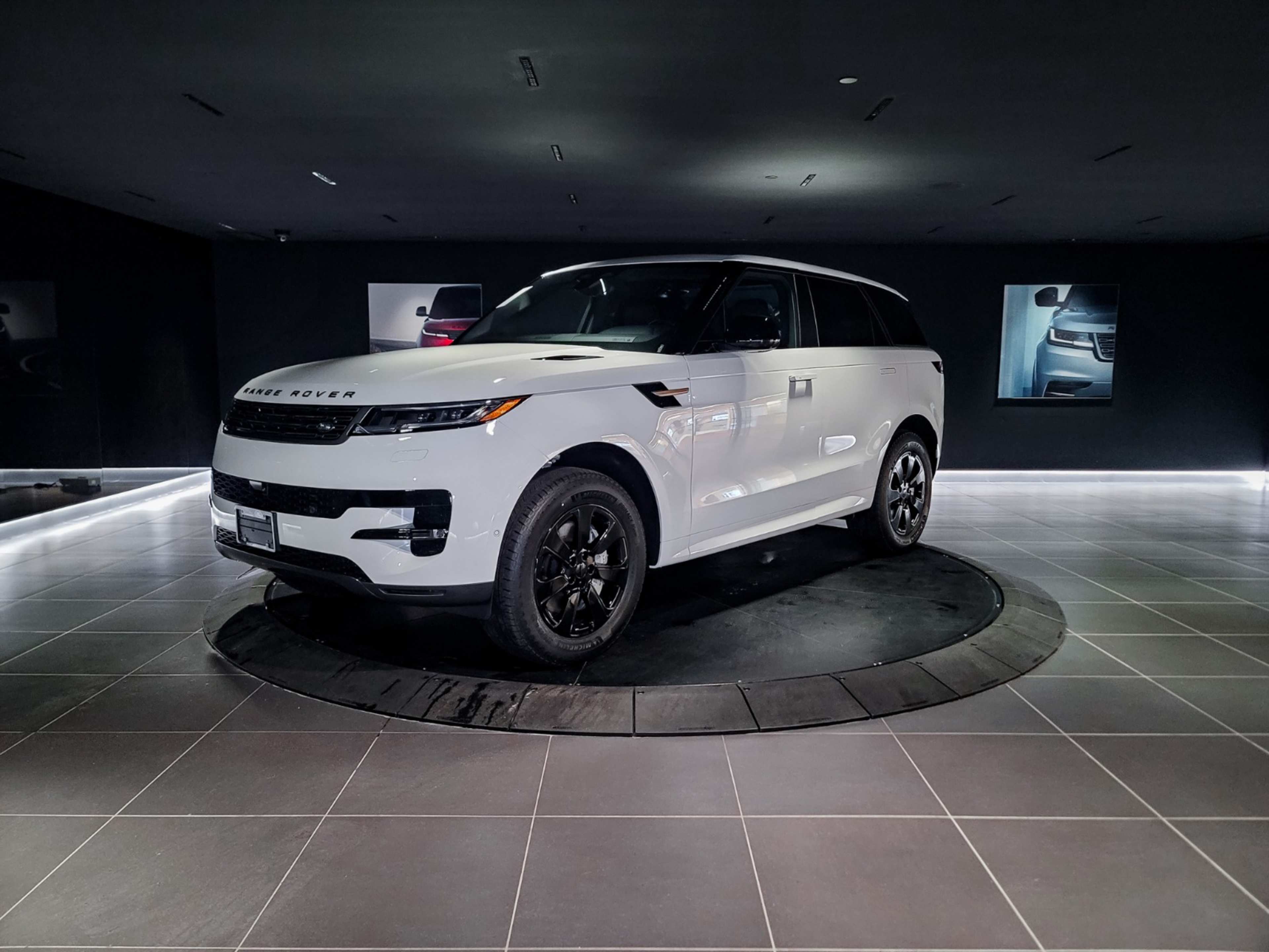 Voxcar LAND ROVER Range Rover Sport SUV in , VICTORIA