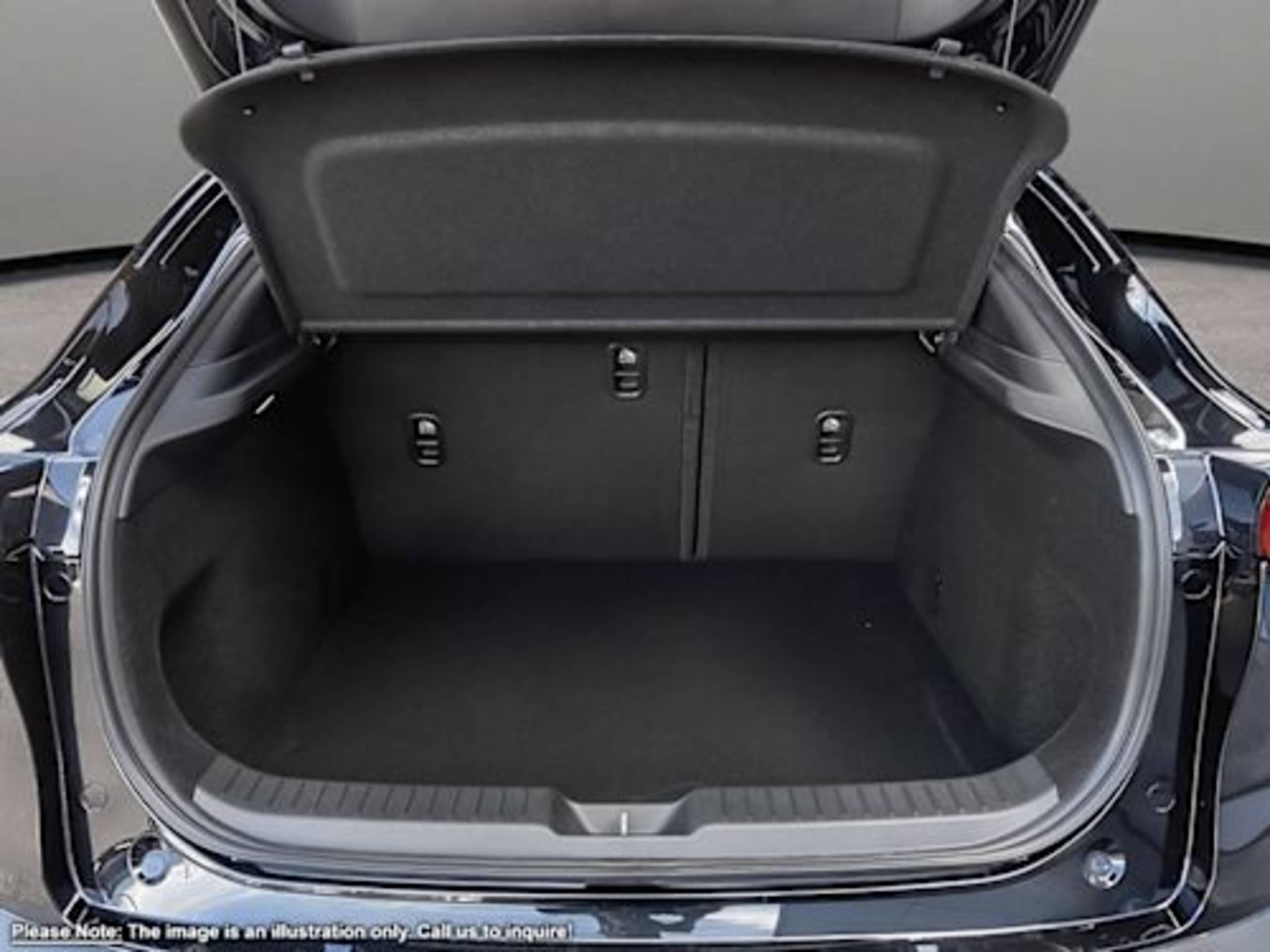 2025 Mazda CX-30 Preferred photo 4