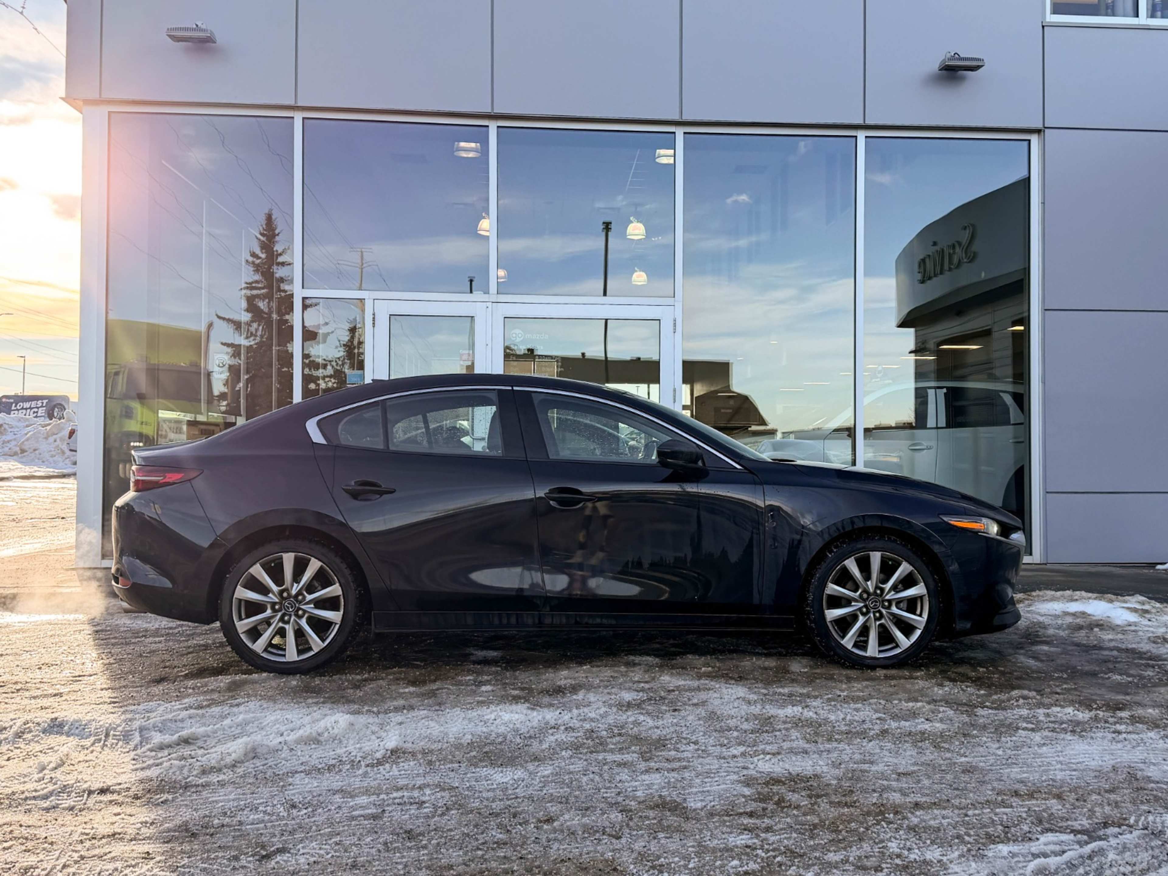 2020 Mazda Mazda3 Grand Touring photo 2