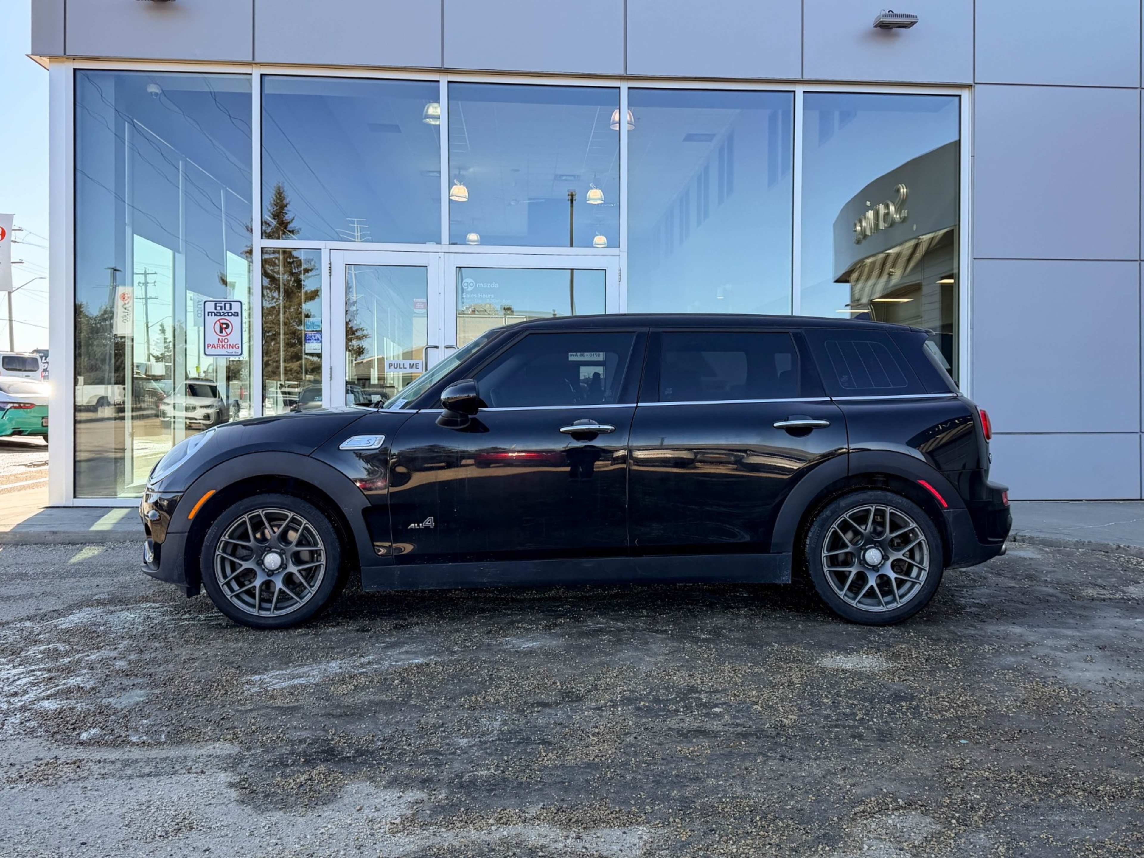 2018 Mini Clubman Base S ALL4 photo 3
