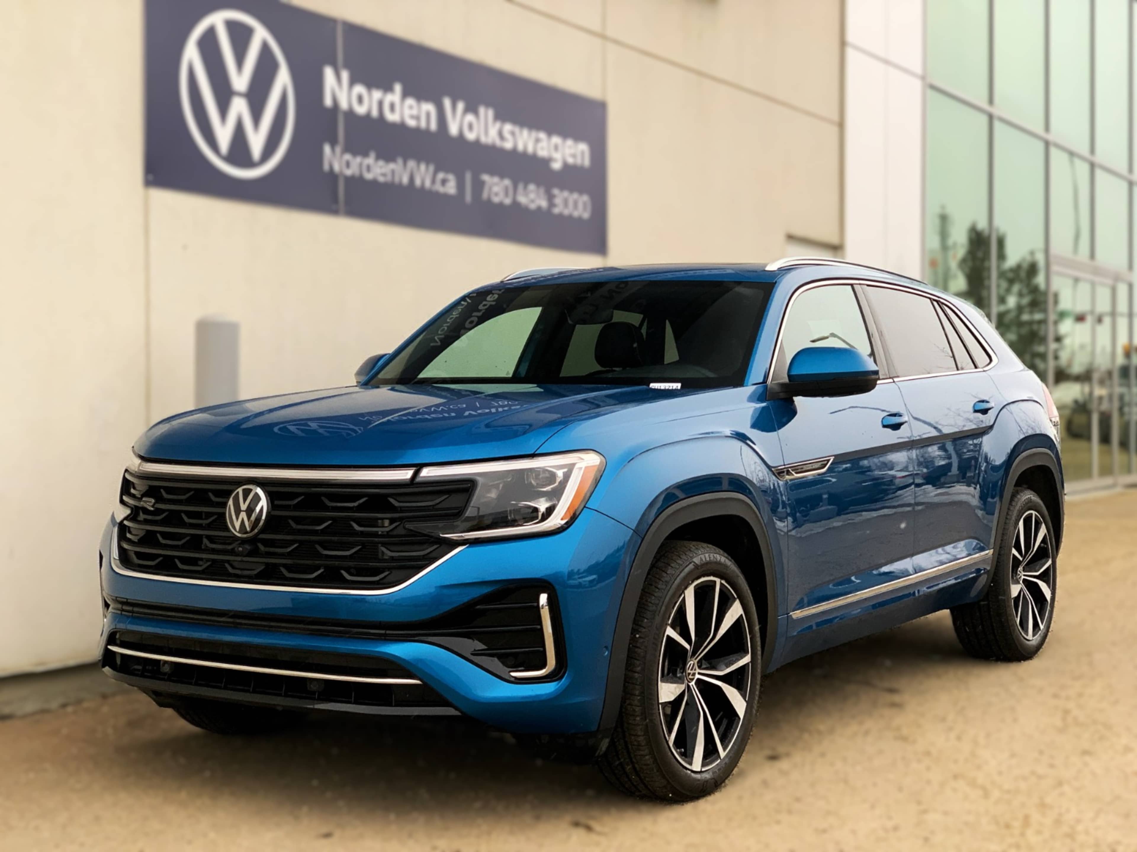 Voxcar VOLKSWAGEN Atlas Cross Sport SUV in , VICTORIA