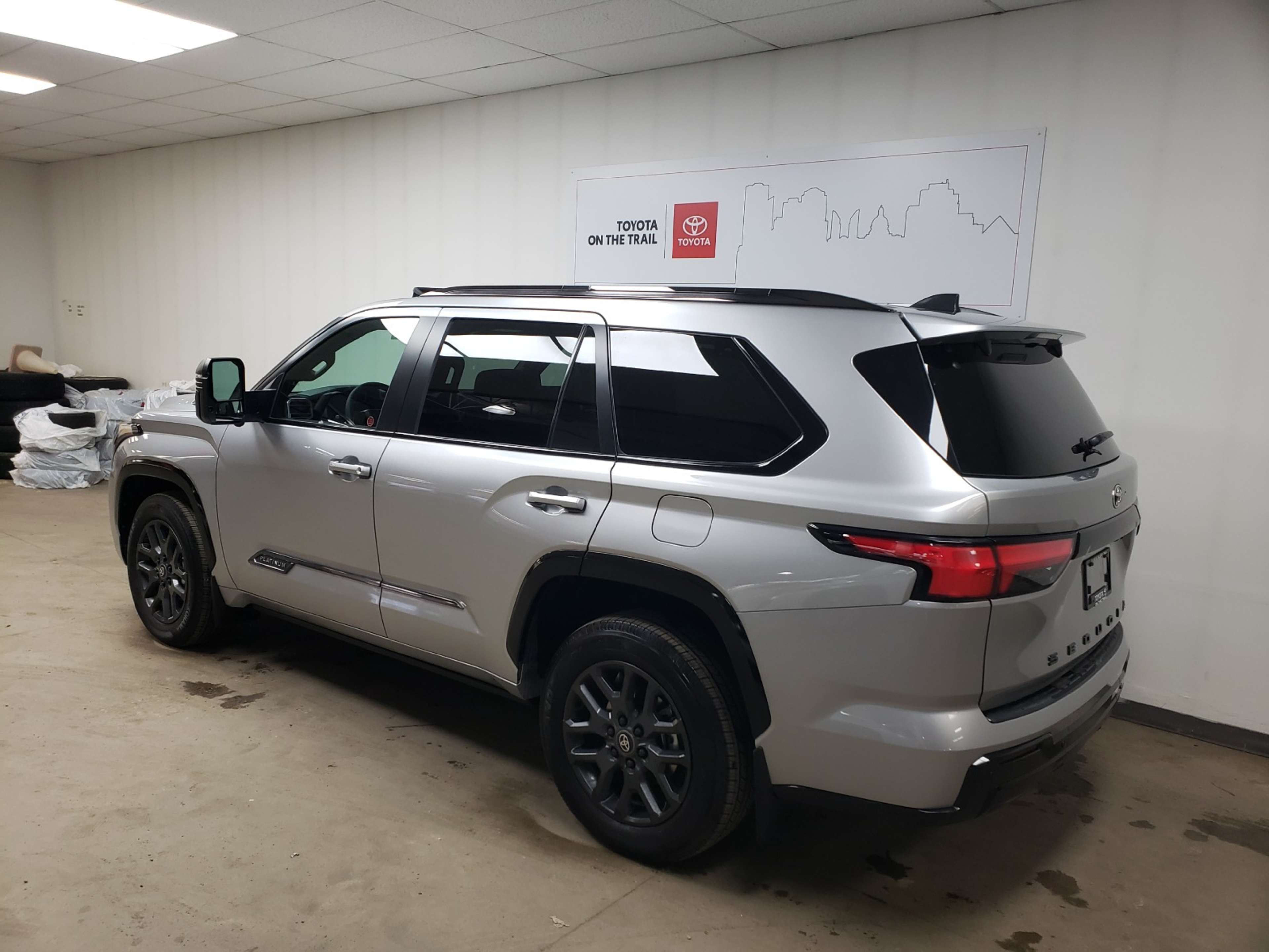 2025 Toyota Sequoia Platinum photo 3