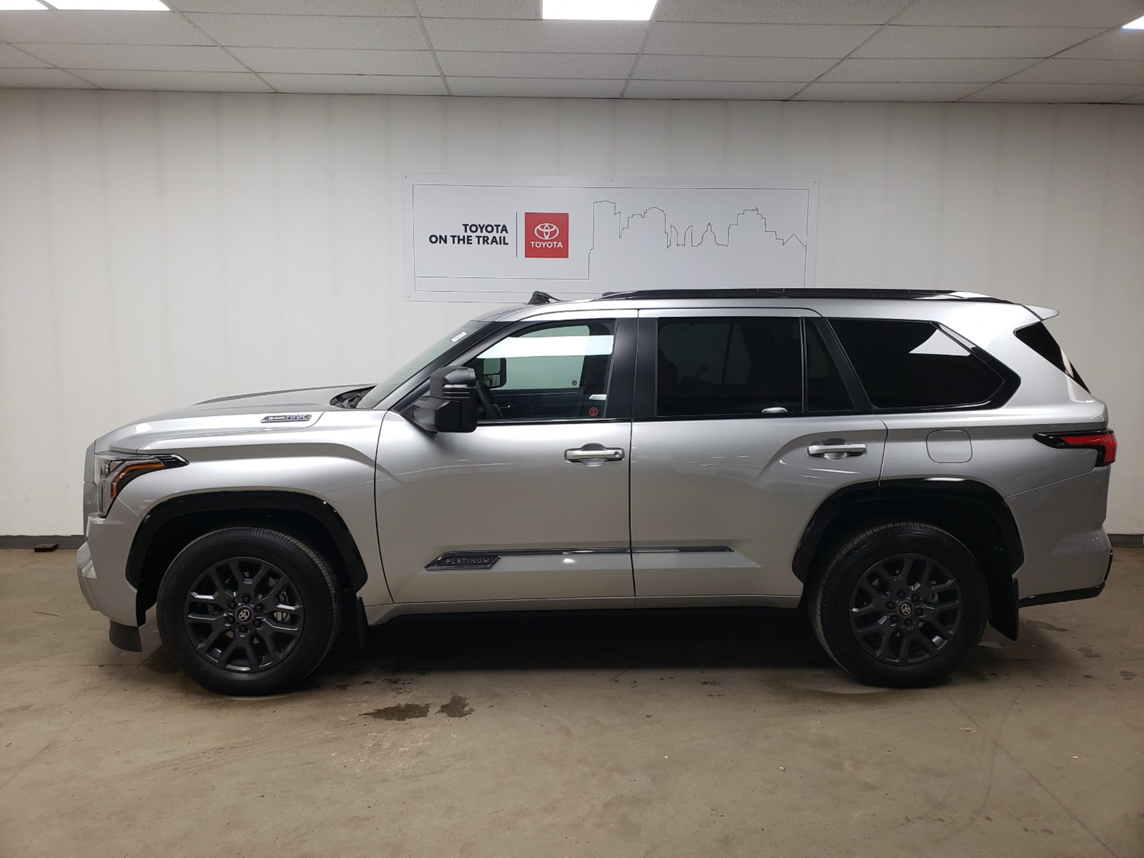 2025 Toyota Sequoia Platinum photo 2