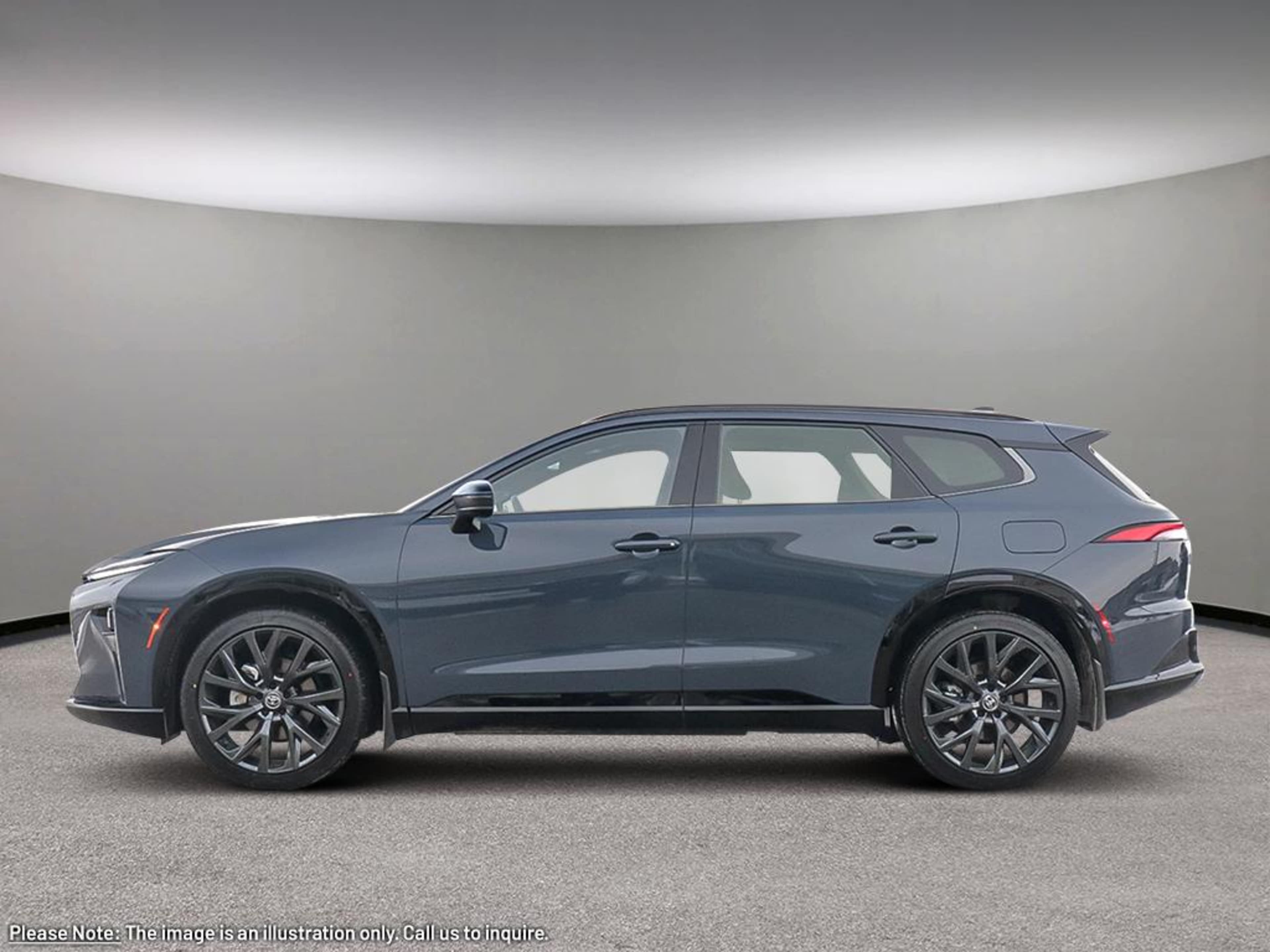 2026 Toyota Crown Signia Limited photo 3