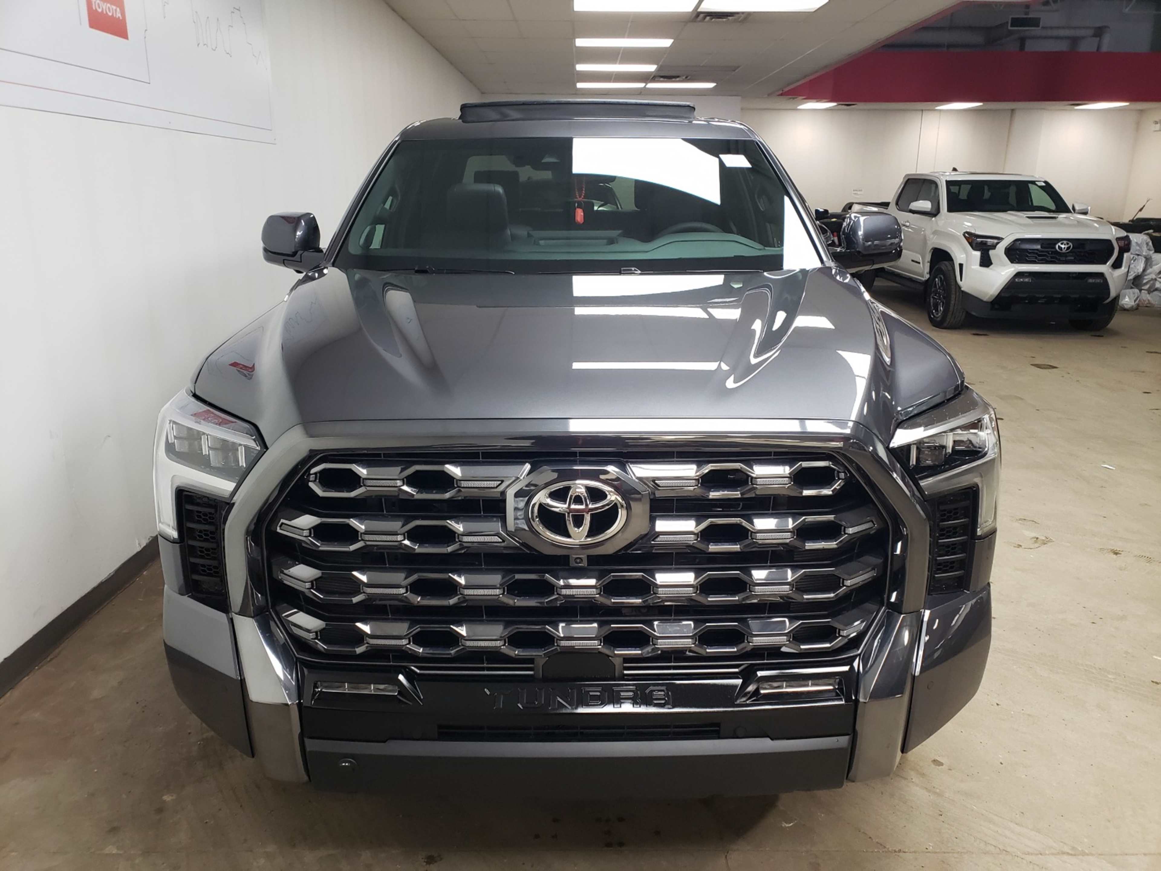 2026 Toyota Tundra Platinum photo 2