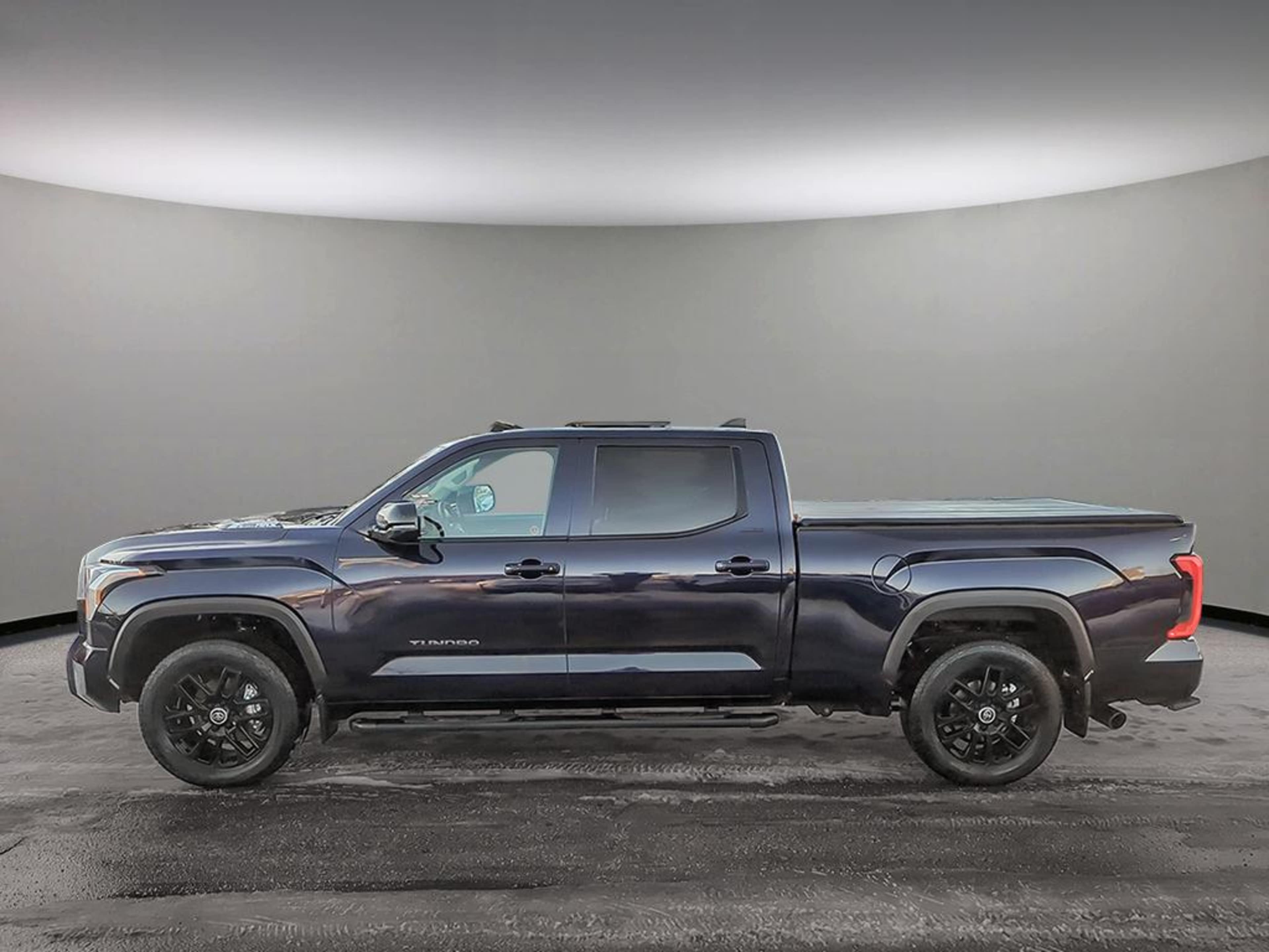 2024 Toyota Tundra CrewMax Limited photo 3