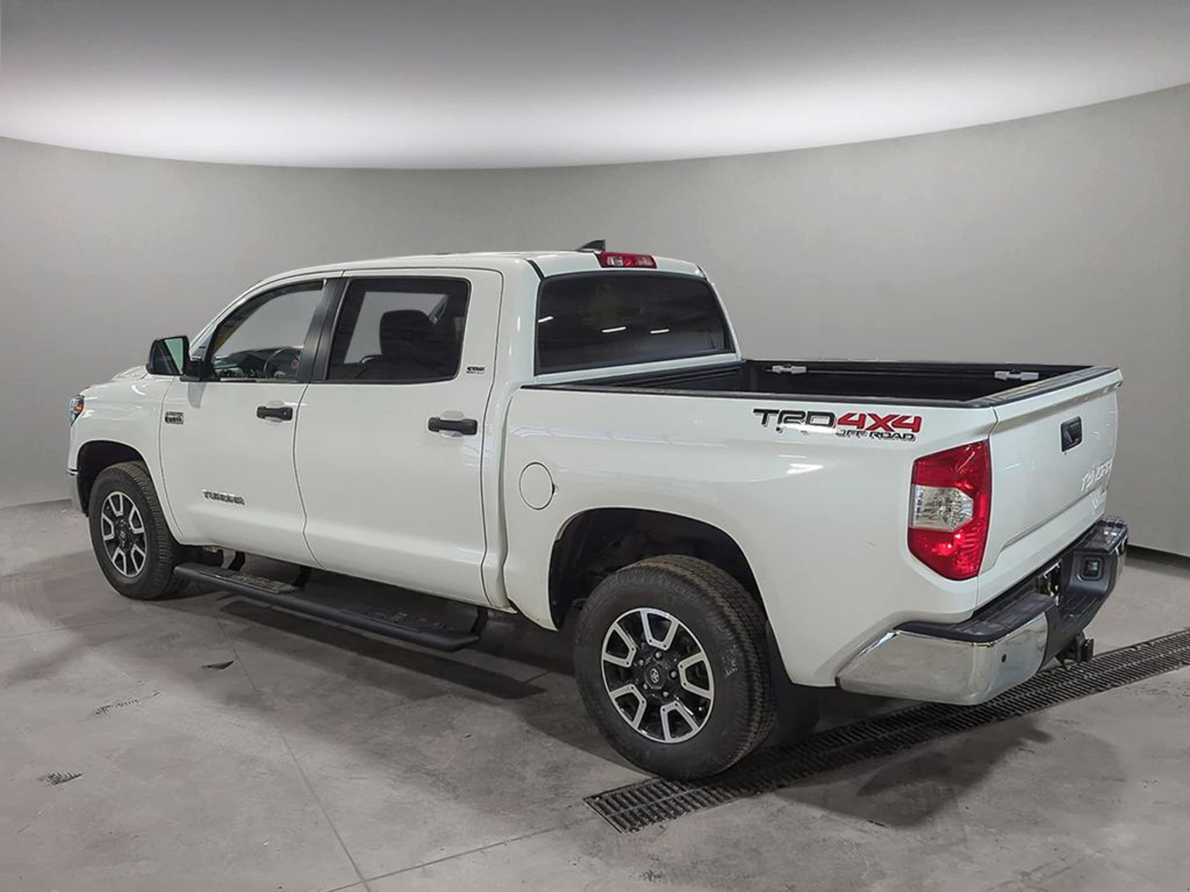 2021 Toyota Tundra TRD SR5 CrewMax photo 4