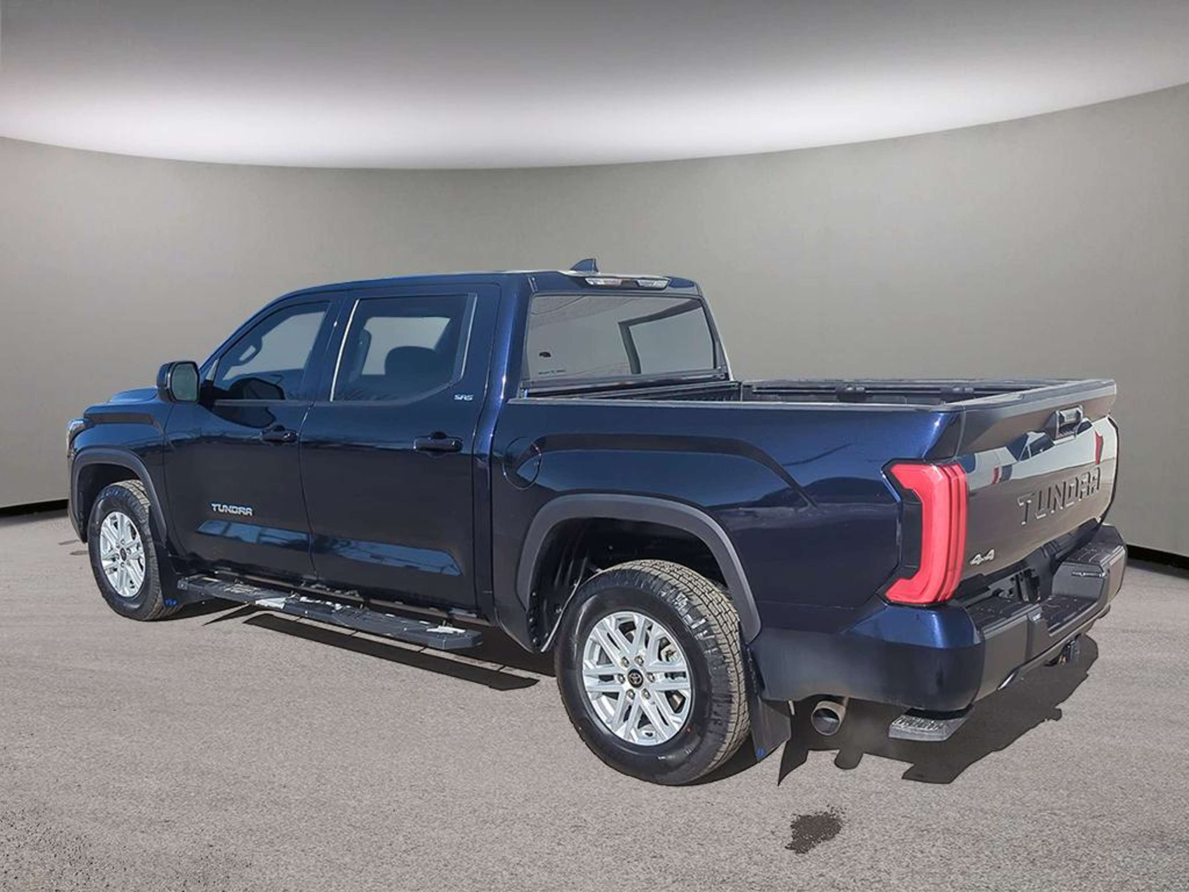 2024 Toyota Tundra SR5 CrewMax SR photo 4