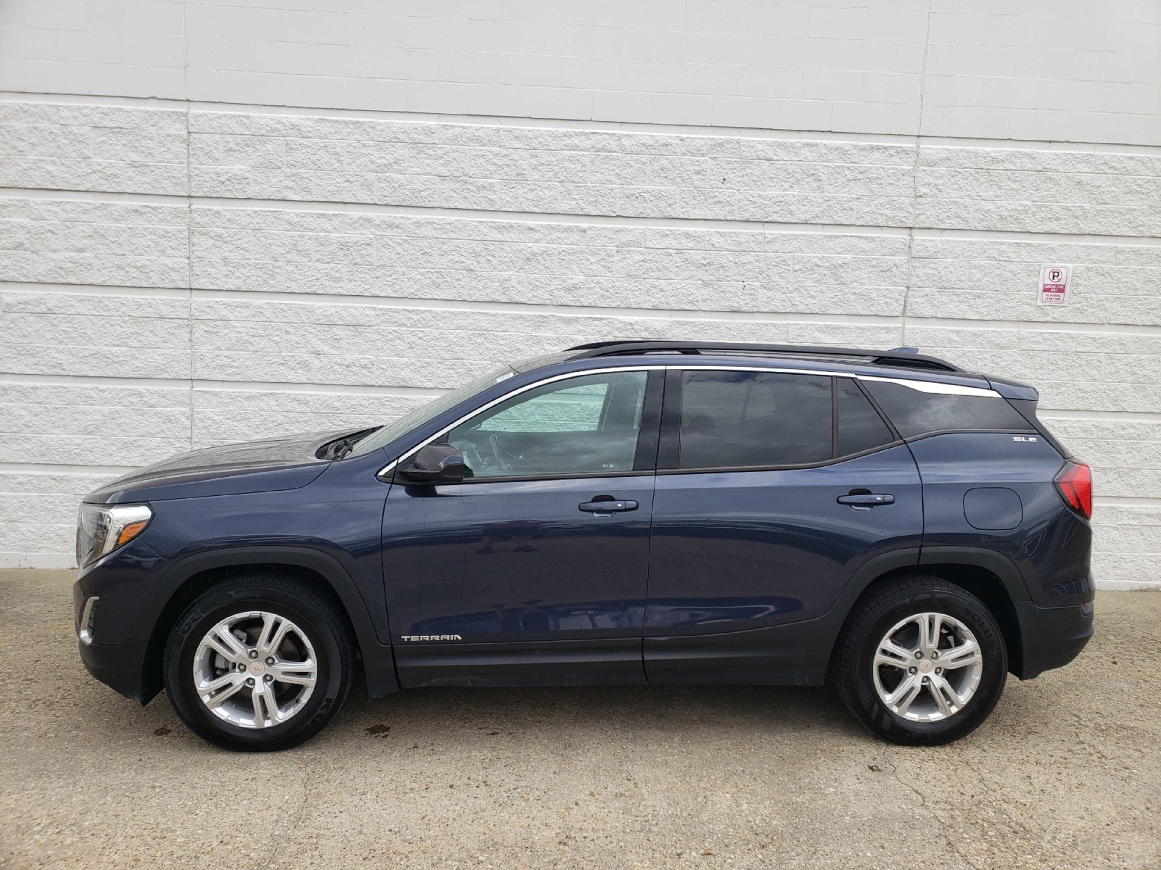 2018 Gmc Terrain SLE photo 3