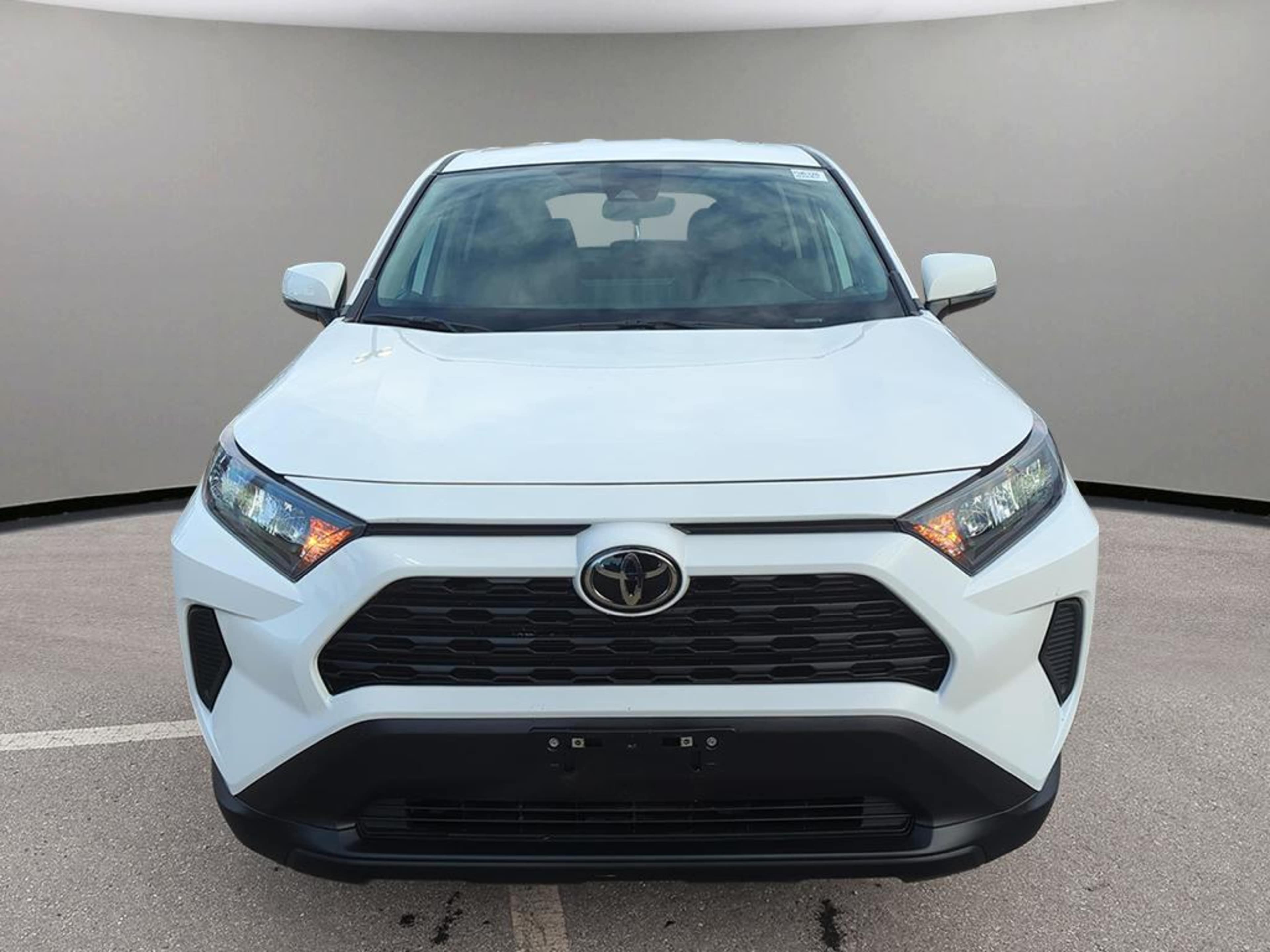 2024 Toyota RAV4 LE photo 2