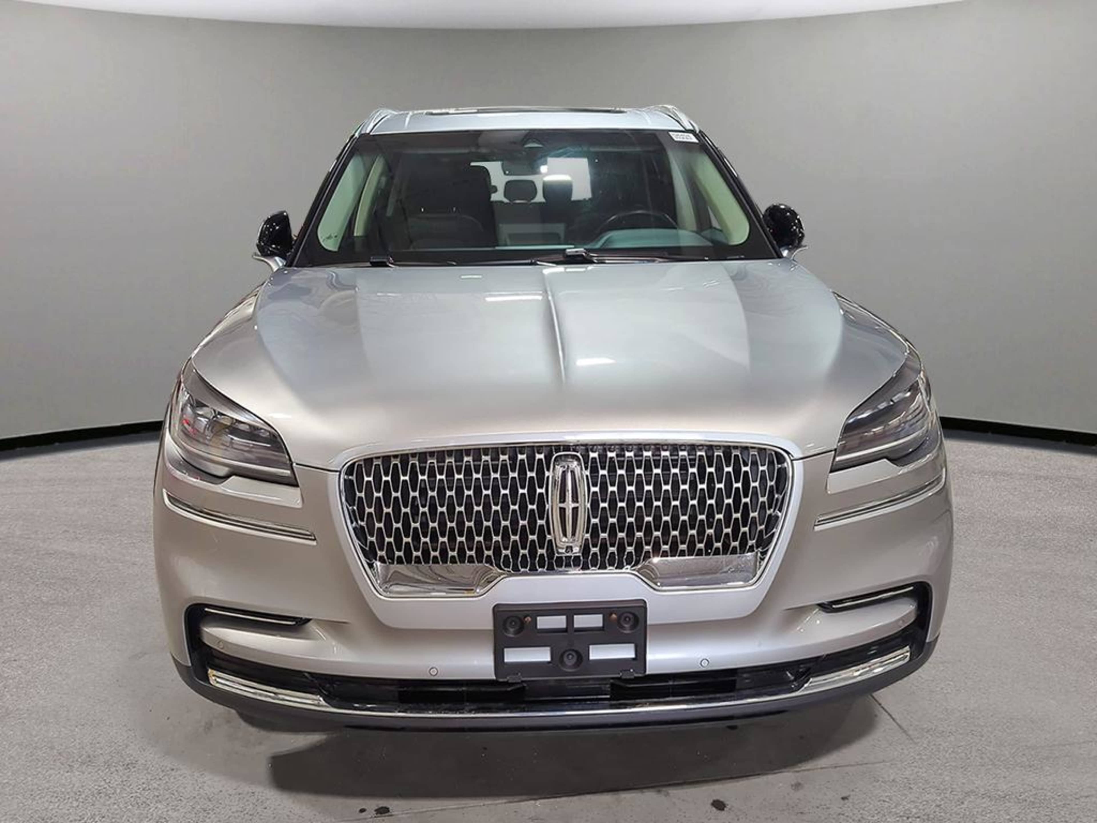 2023 Lincoln Aviator Reserve photo 2