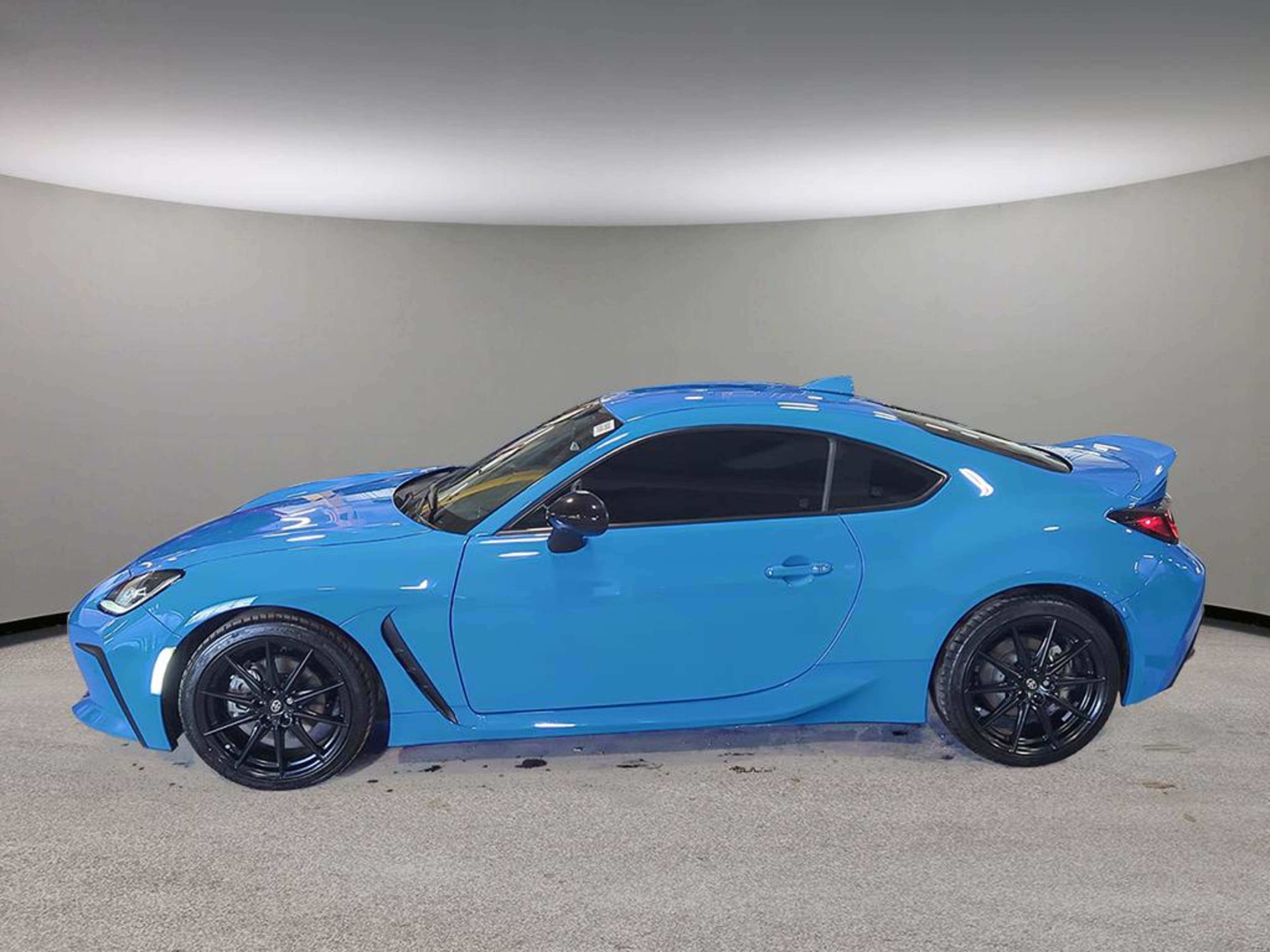 2024 Toyota GR86 Premium photo 3