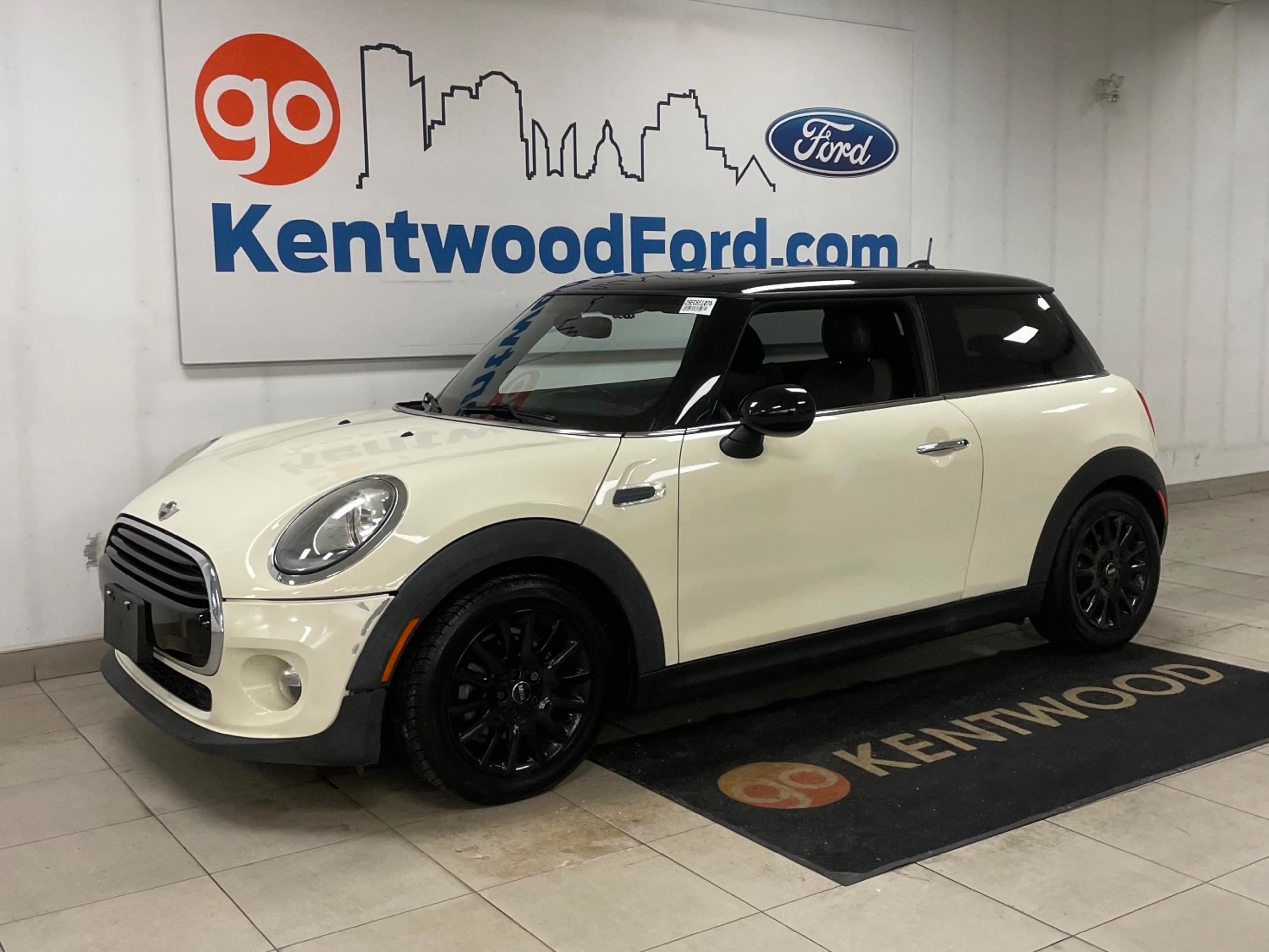 Voxcar MINI Hardtop SEDAN in , VICTORIA