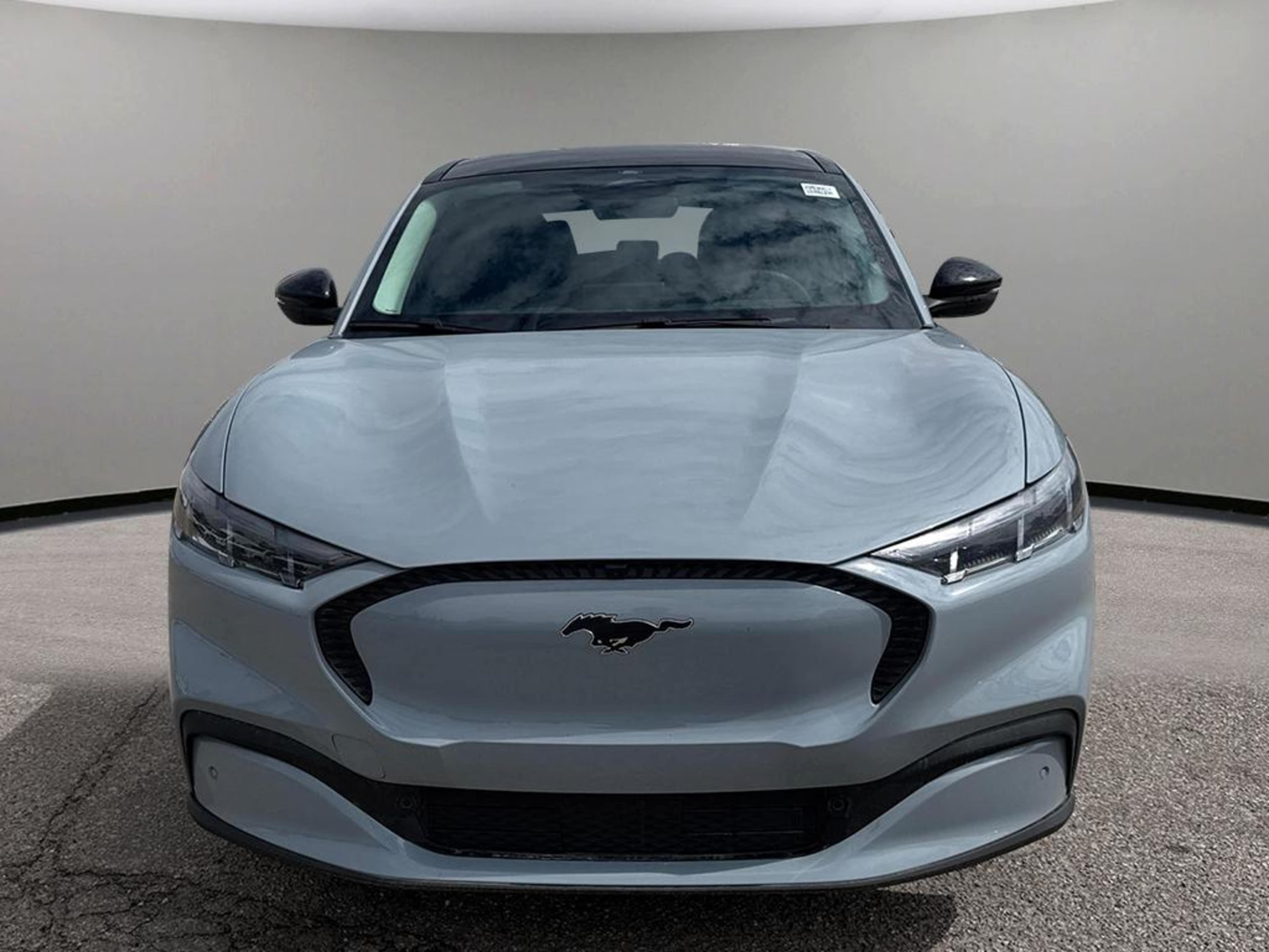 2025 Ford Mustang Mach-E Select photo 2