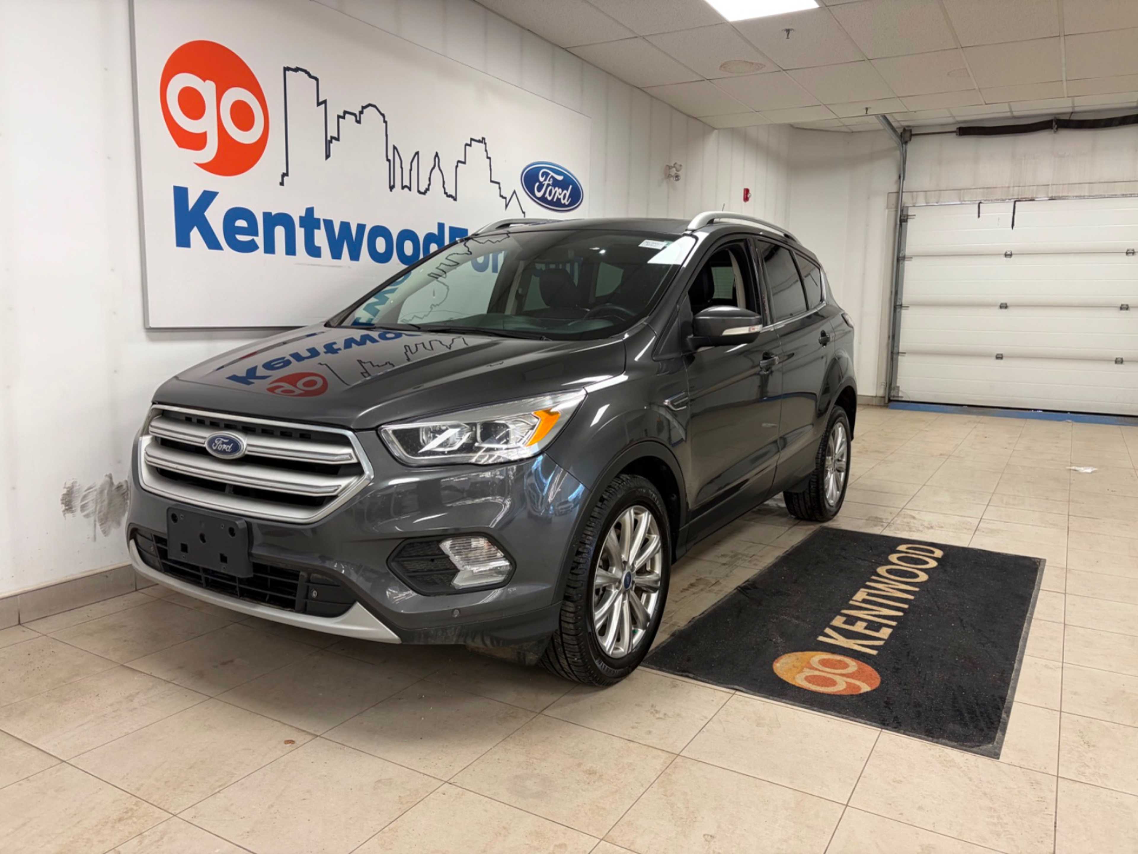 Voxcar FORD Escape SUV in , VICTORIA