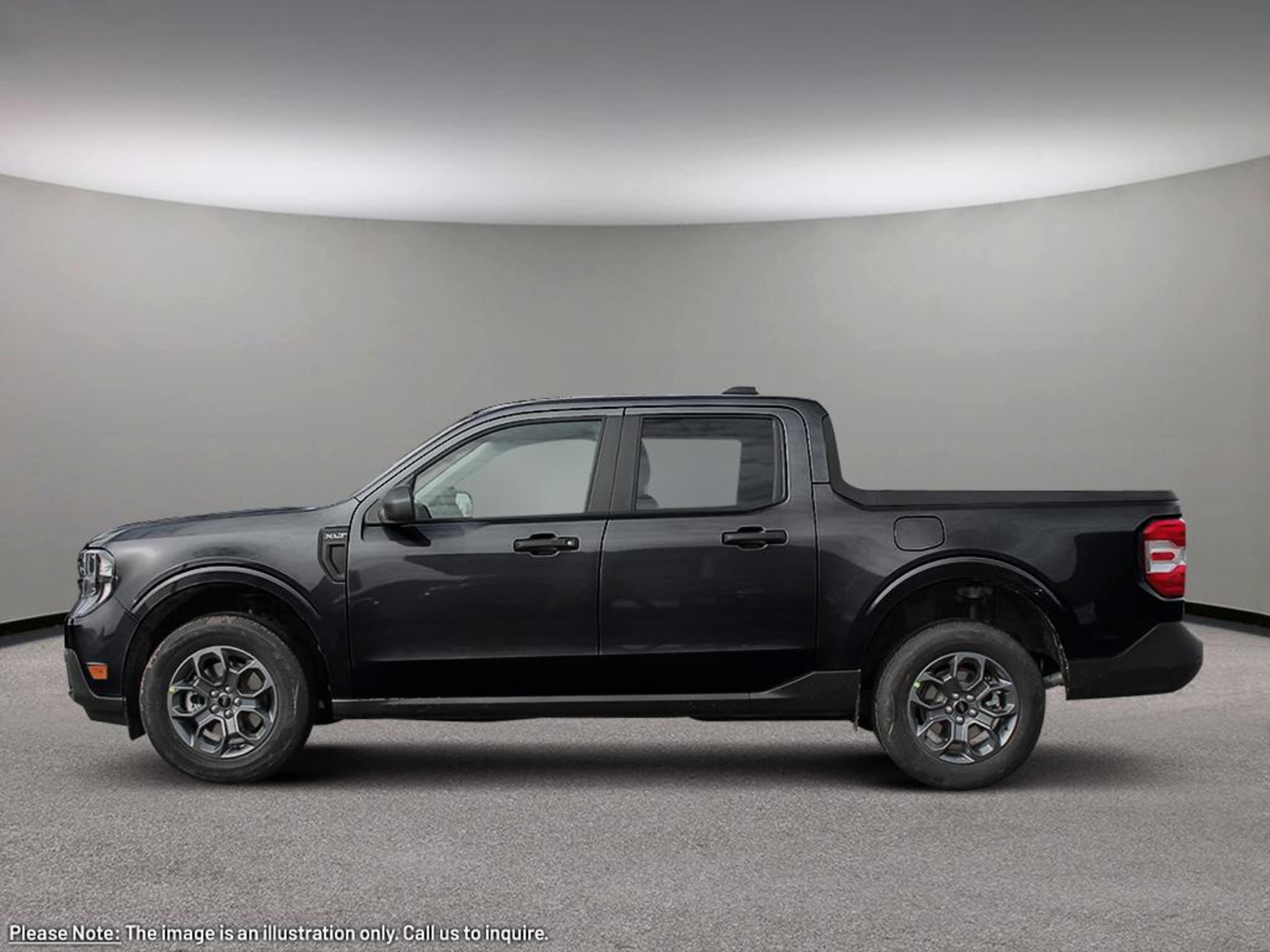 2026 Ford Maverick XLT photo 2