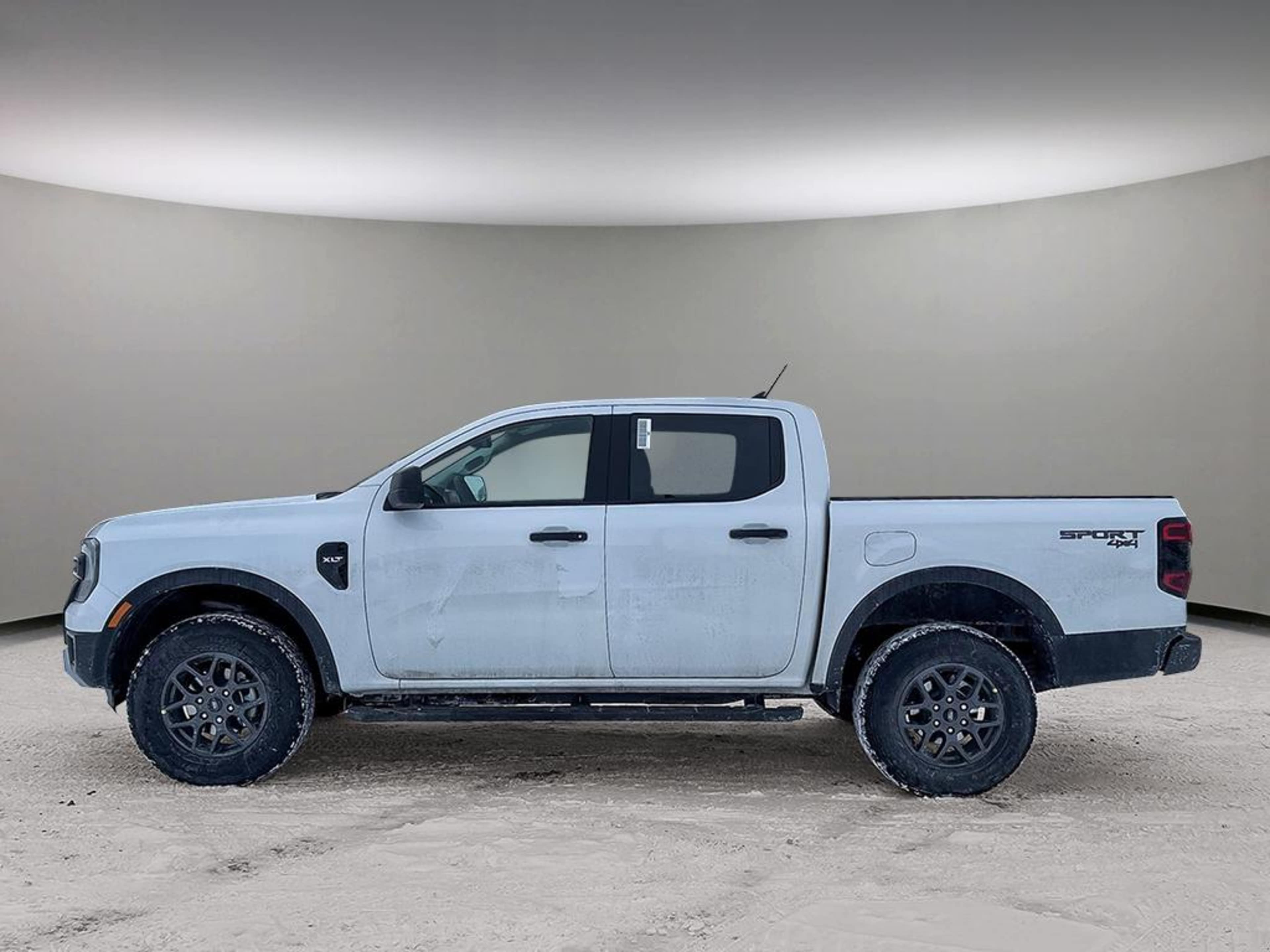2026 Ford Ranger XLT photo 2