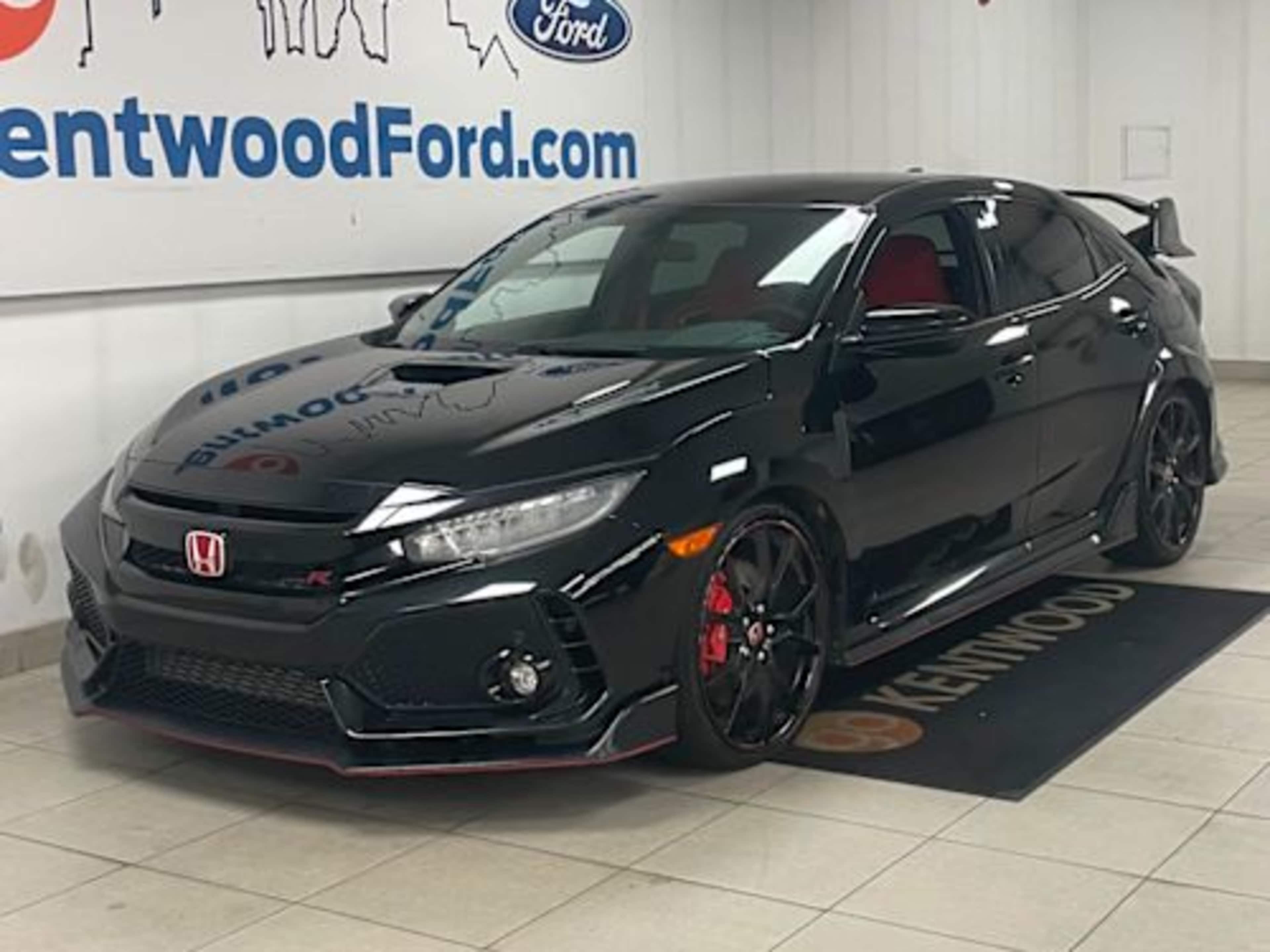 2017 Honda Civic Type R photo 2
