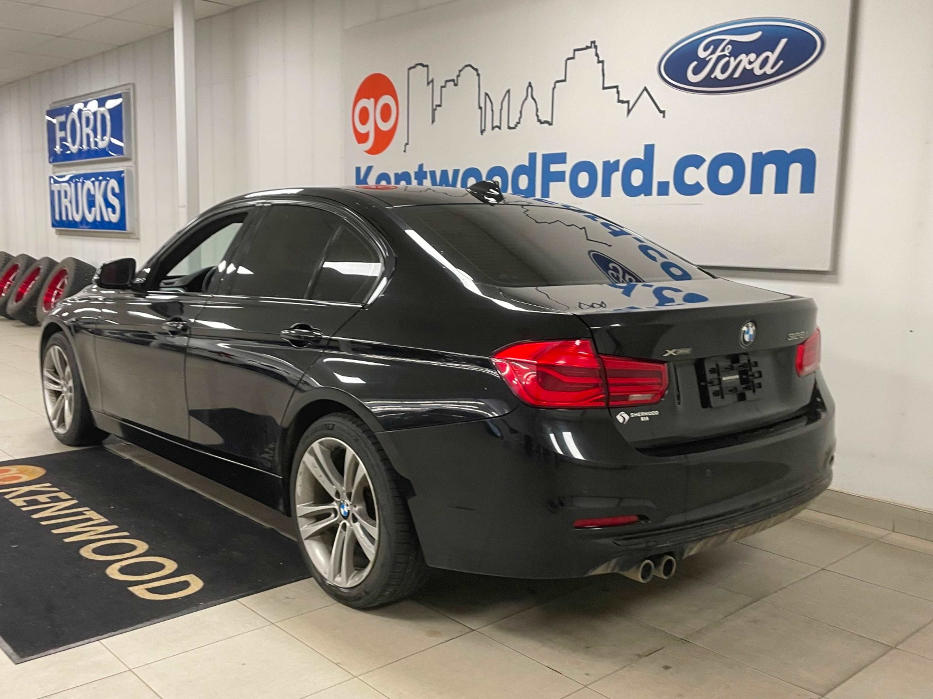 2016 Bmw 328i xDrive SA photo 3