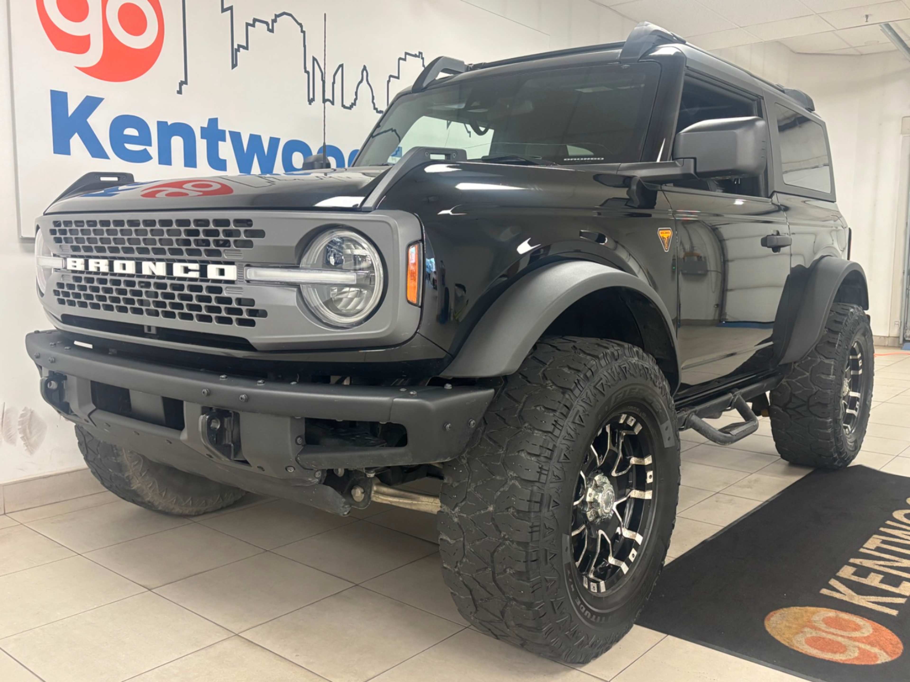 2024 Ford Bronco Badlands photo 3