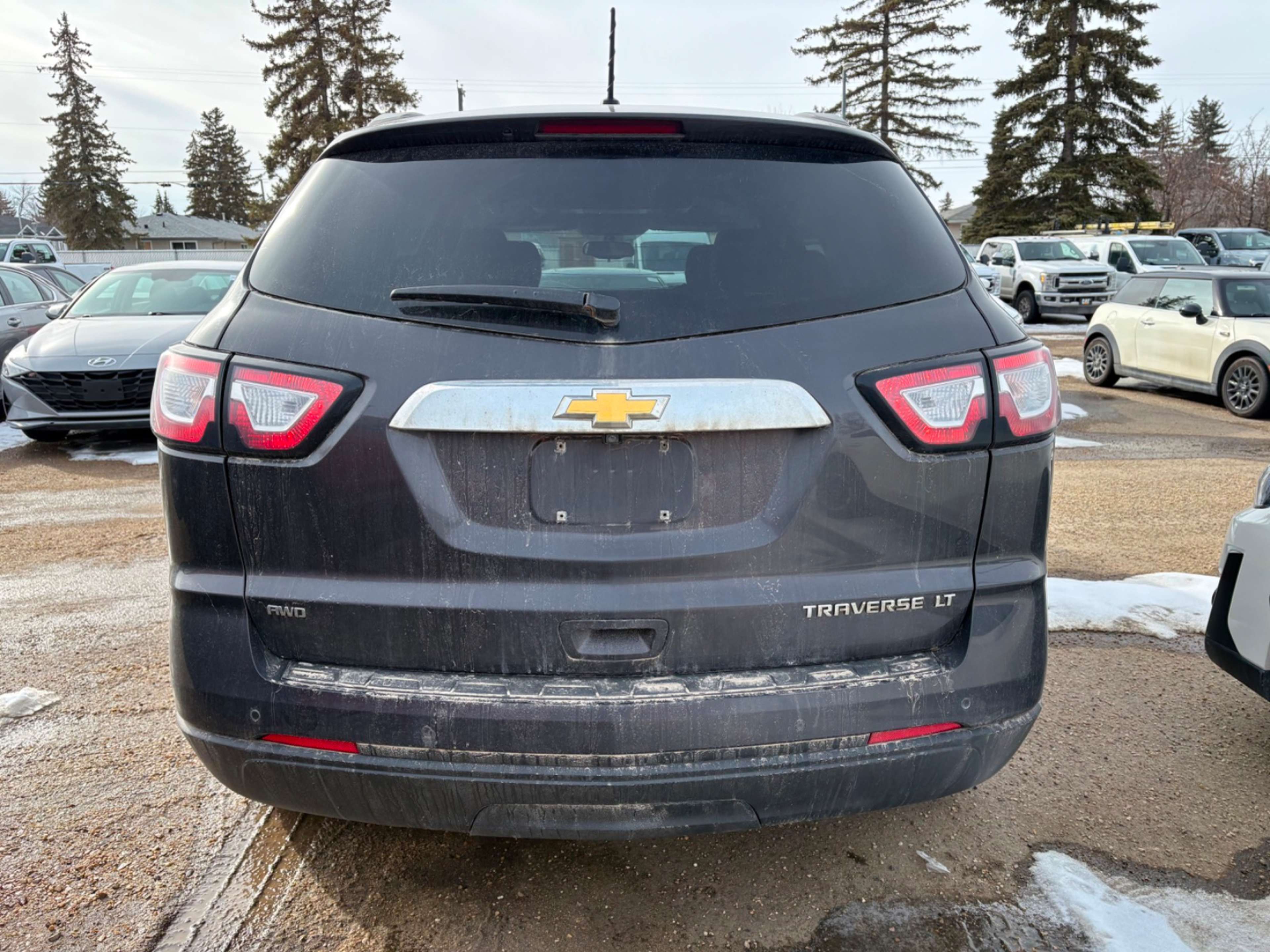 2015 Chevrolet Traverse 1LT photo 3