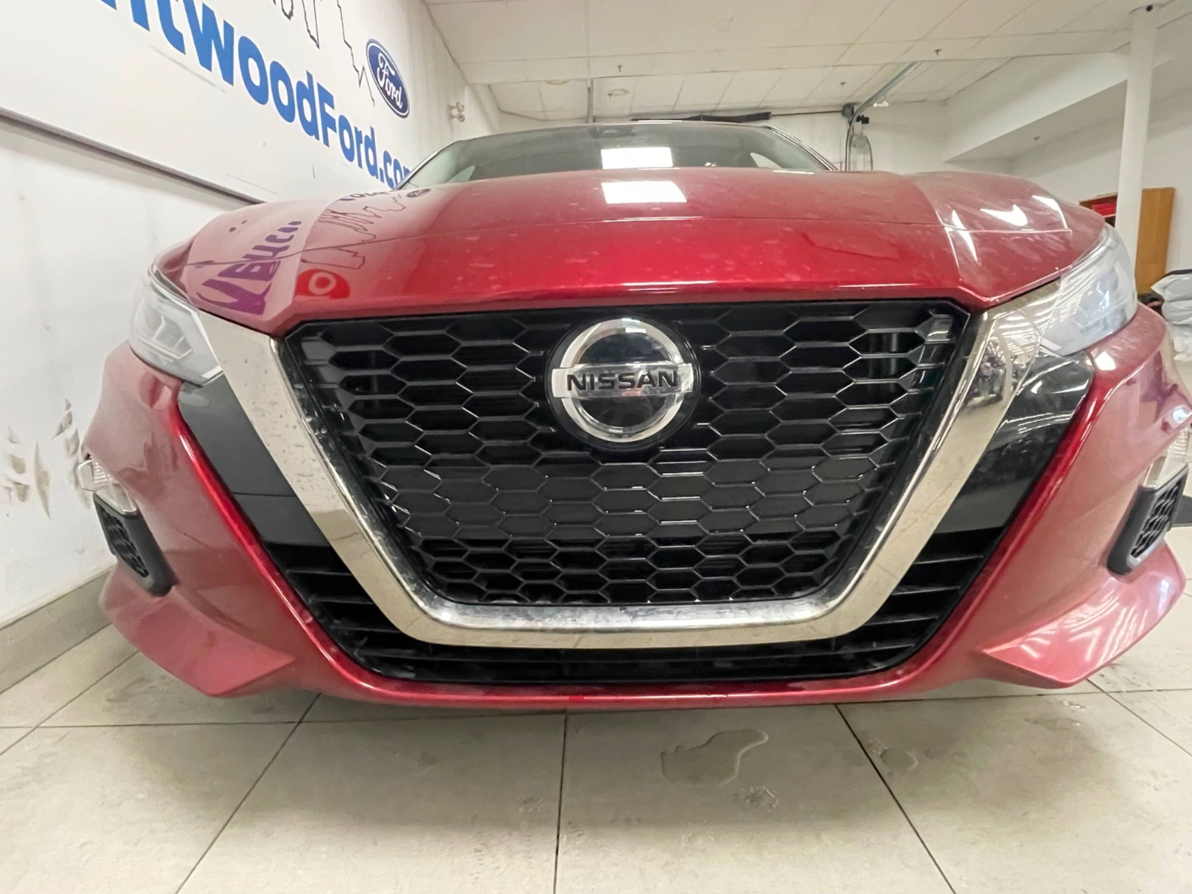 2021 Nissan Altima 2.5 SR photo 4