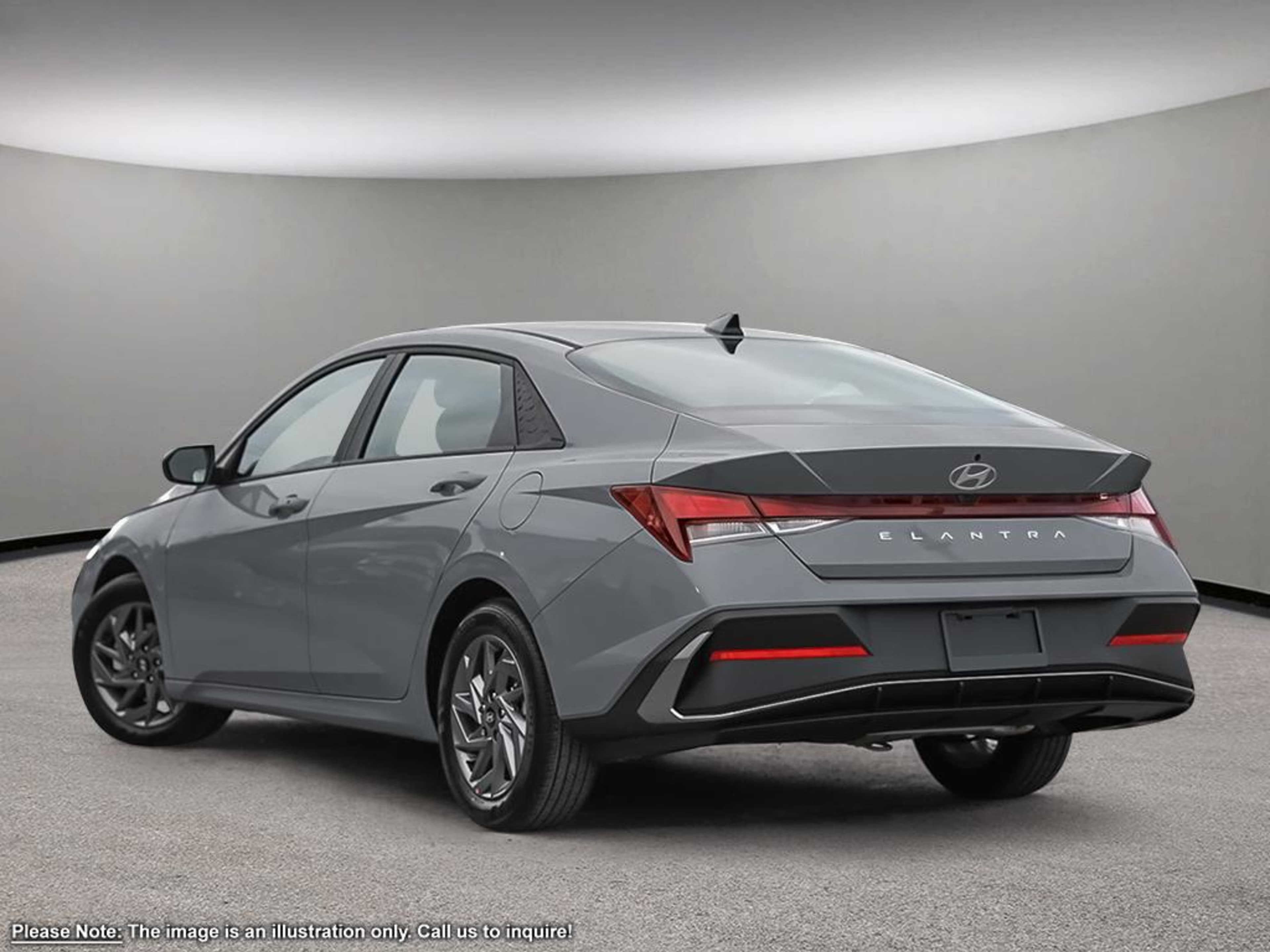 2025 Hyundai Elantra SEL Sport photo 2