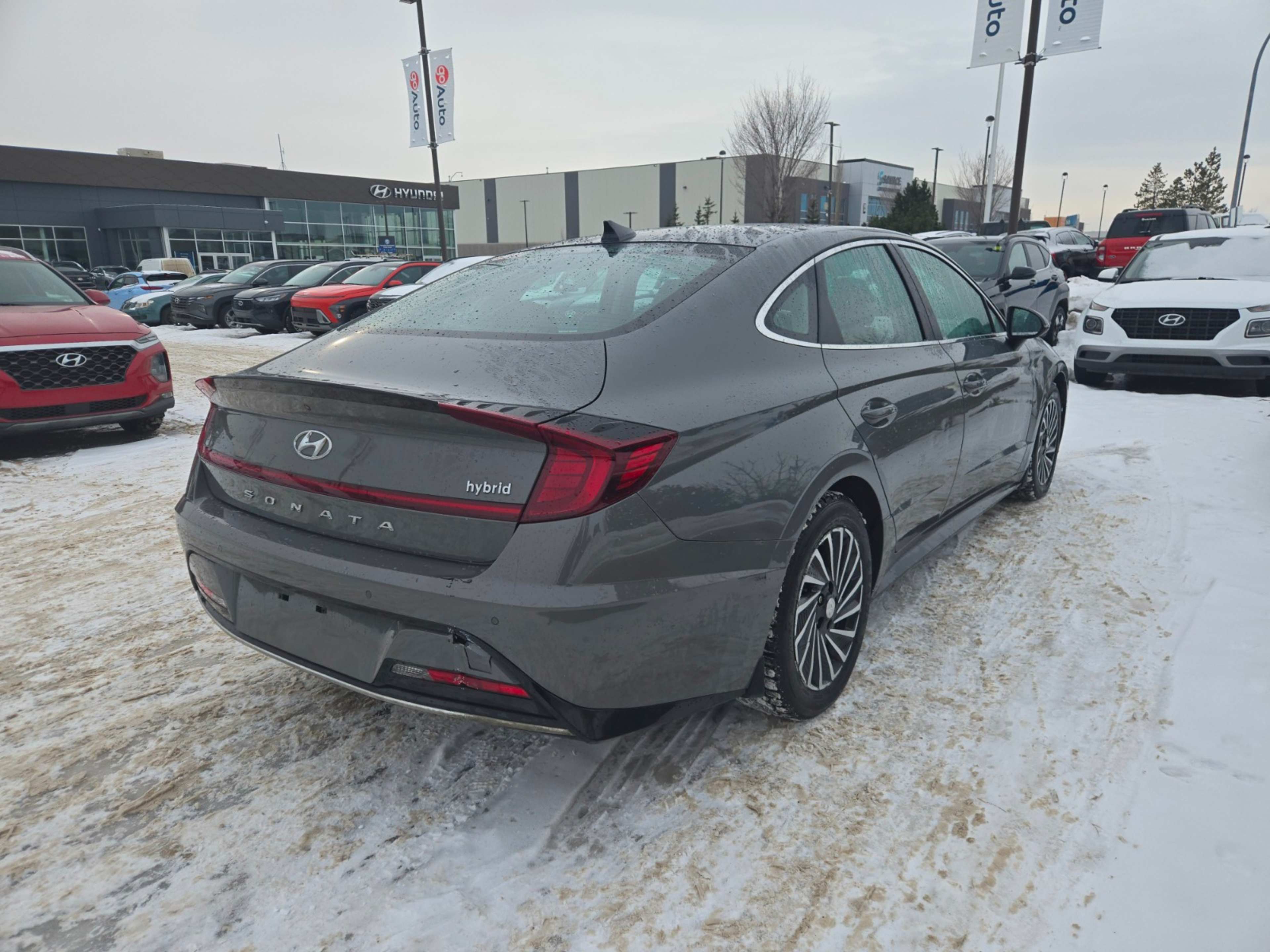 2021 Hyundai Sonata Hybrid photo 3