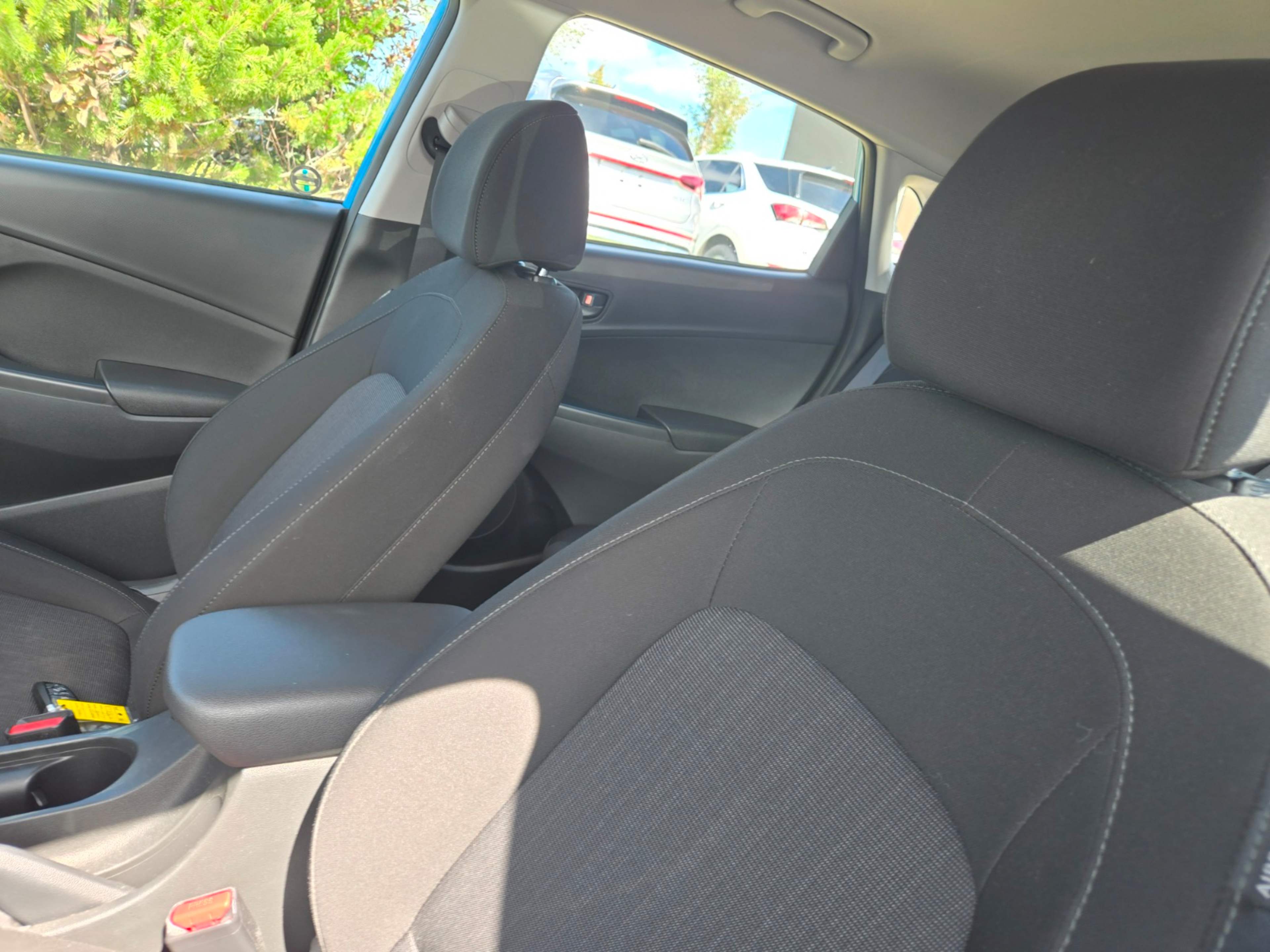 2022 Hyundai Kona SE photo 4