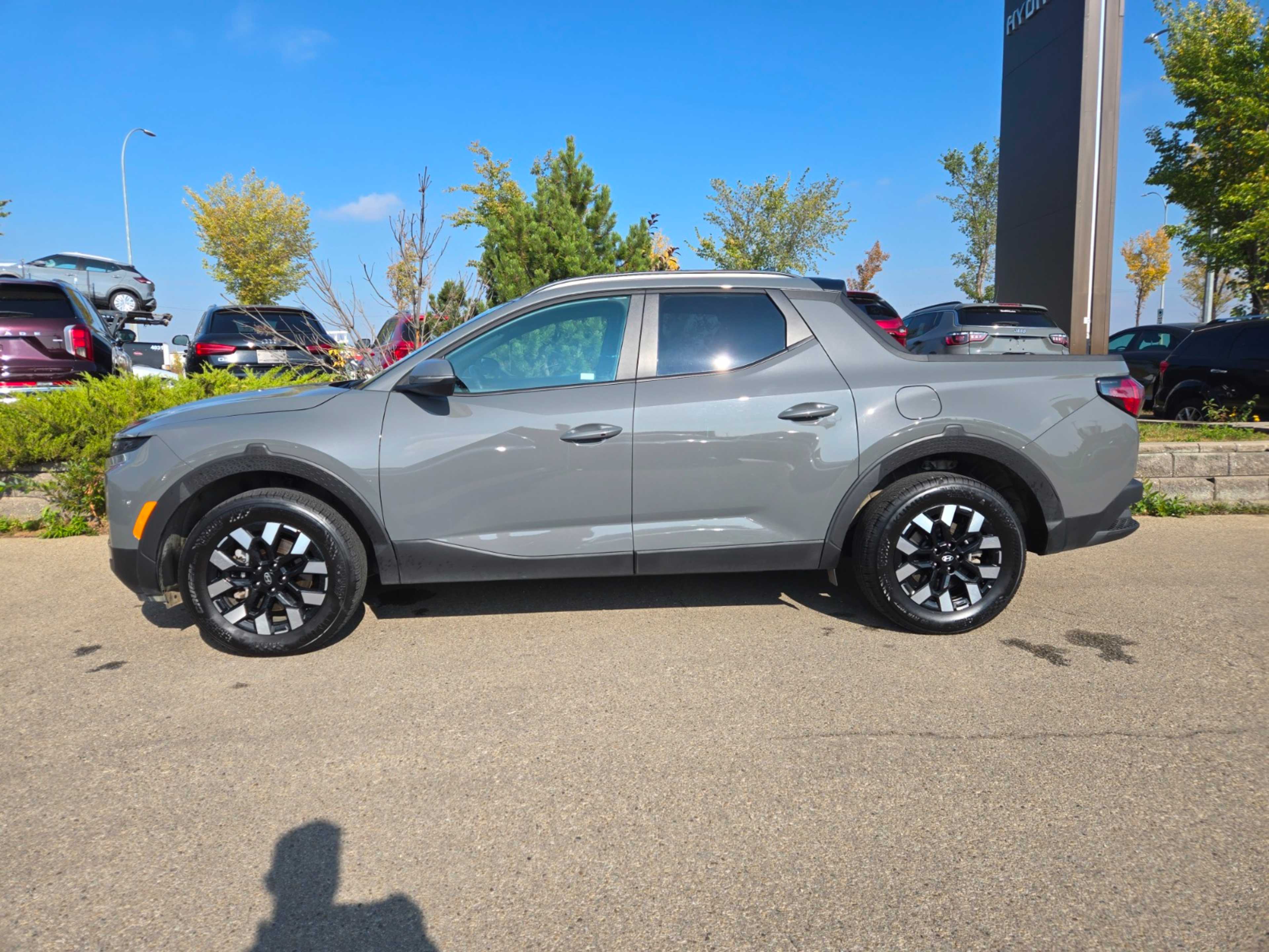 2025 Hyundai Santa Cruz SEL Activity photo 2